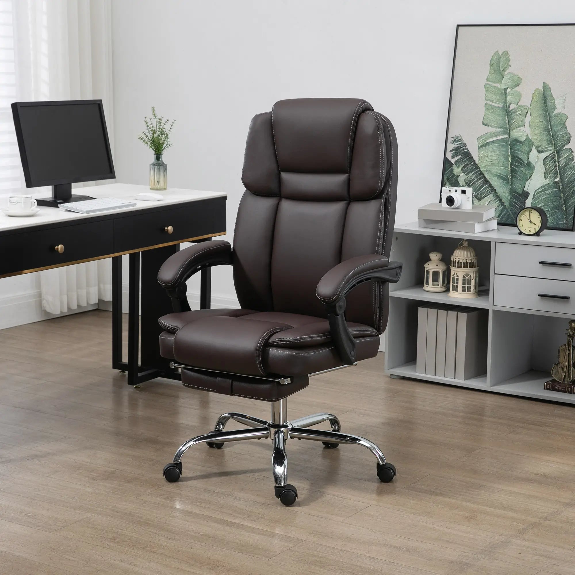Massage Office Chair, Reclining Executive Chair, 6-Point Vibration, Footrest, Dark Brown Massage Chairs at Gallery Canada