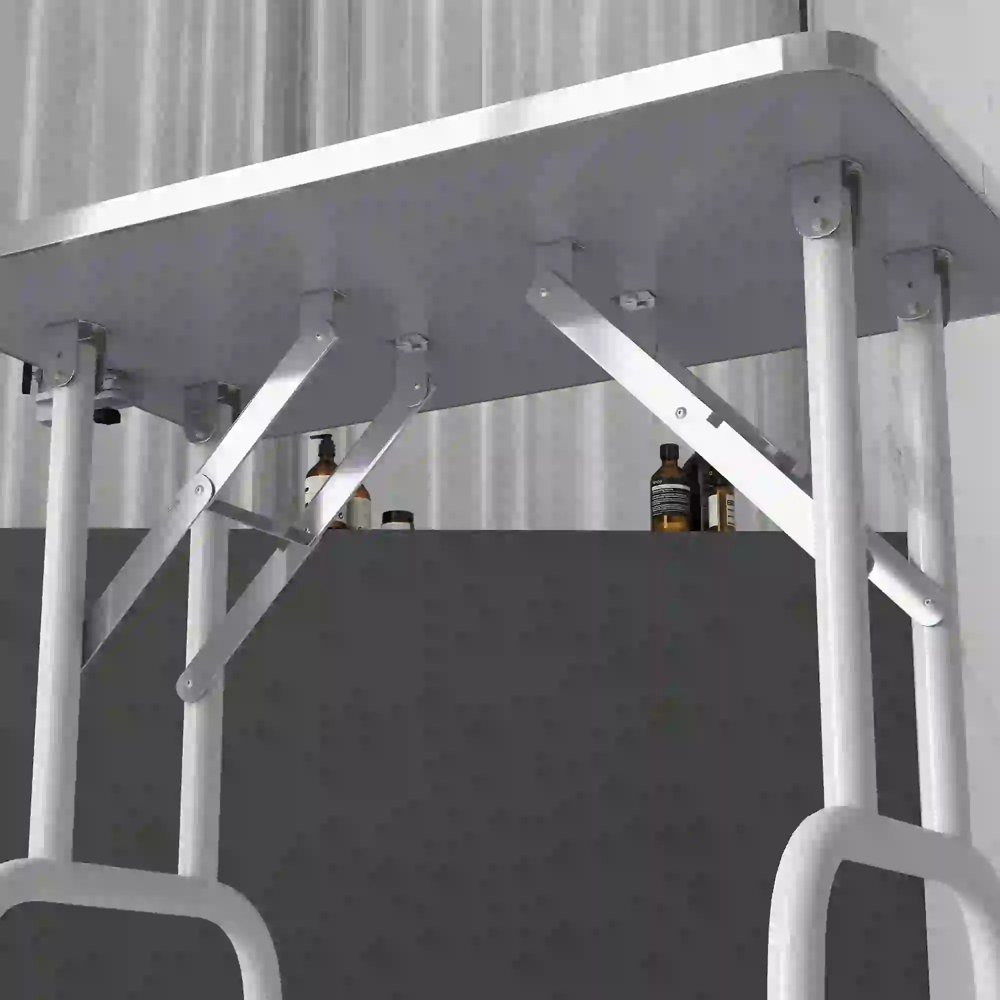 Foldable Pet Grooming Table, Adjustable Arm, Non-Slip Surface, Pink Dog Grooming Tables at Gallery Canada