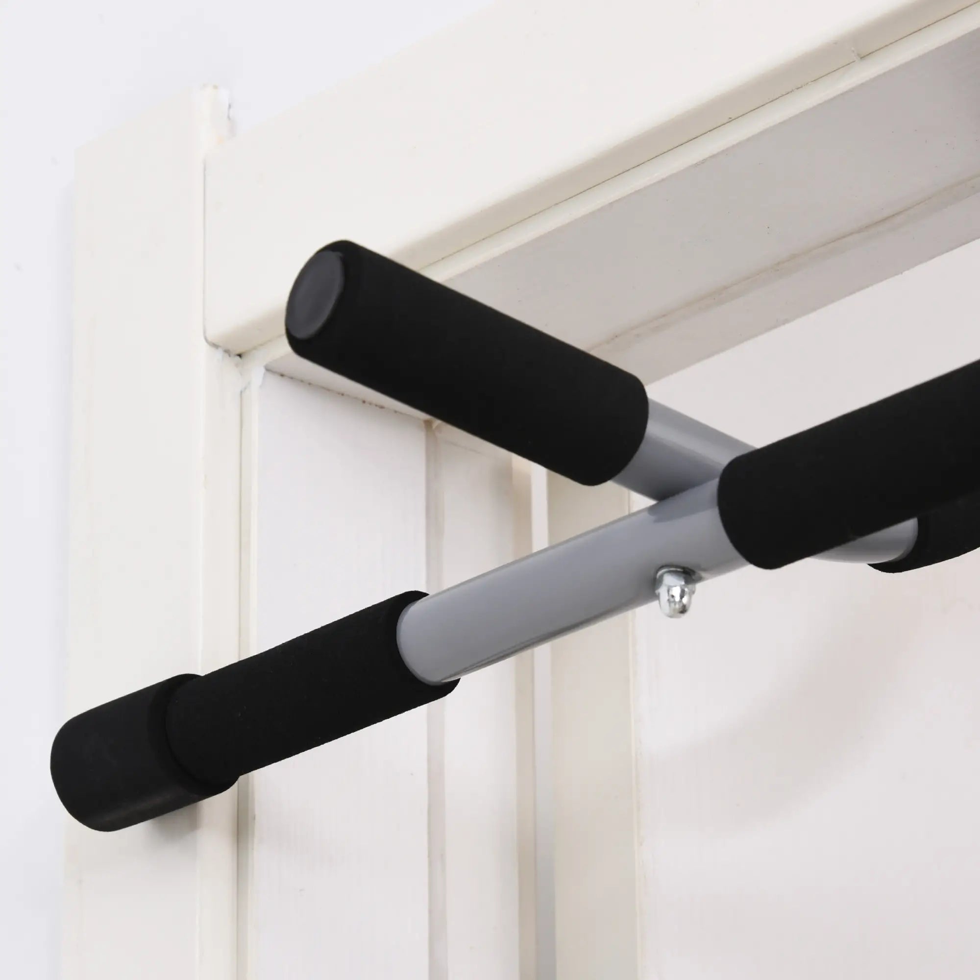 Doorway Pull-Up Bar, Home Fitness Horizontal Chin-Up Bar, Grey Strength Training Equipment at Gallery Canada