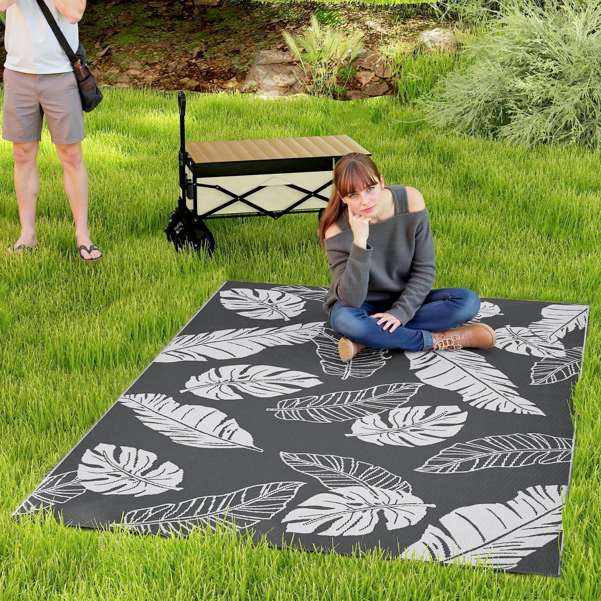 Reversible Outdoor RV Rug, Patio Mat, 6' x 9', Grey and White Garden Decor at Gallery Canada