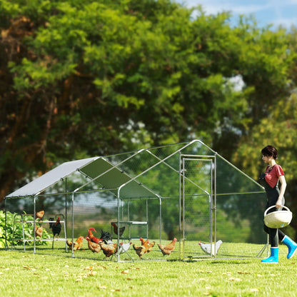 Metal Chicken Coop with Cover, Nesting Box, Roosting Bars, 9.8 x 19.7 x 6.4 ft Chicken Coops at Gallery Canada