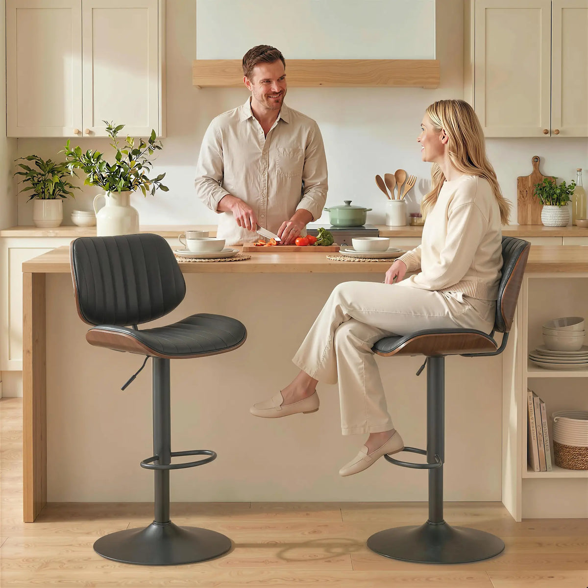 Swivel Bar Stools Set of 2, Counter Height, Adjustable, Black Bar Stools at Gallery Canada