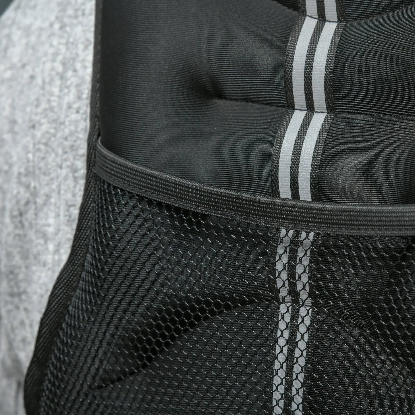 22 lbs Weighted Vest, Adjustable Straps, Pocket, Reflective Strips, Men Women