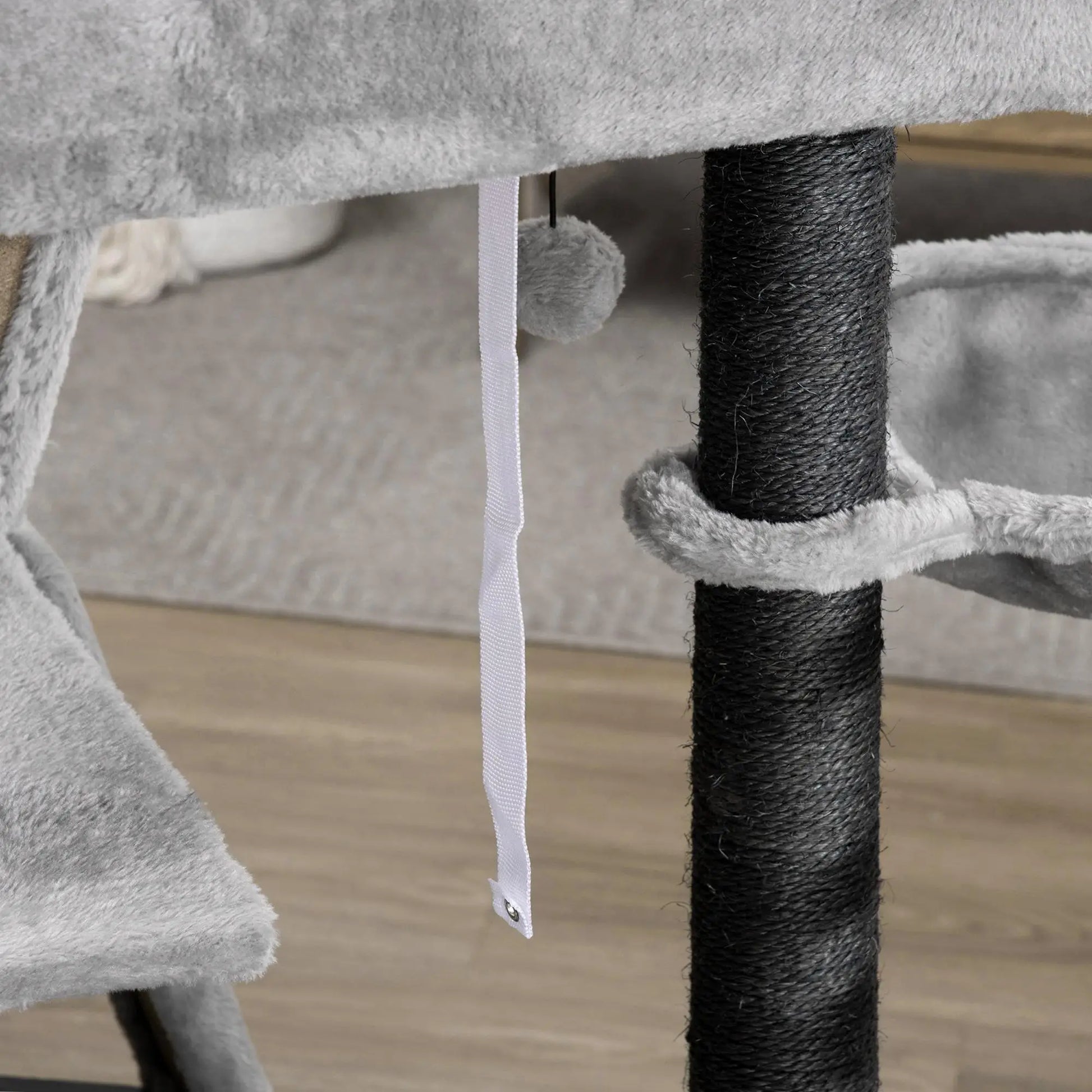 47" Cat Tree, Kitty Activity Center with Scratching Post, Light Grey Cat Towers at Gallery Canada