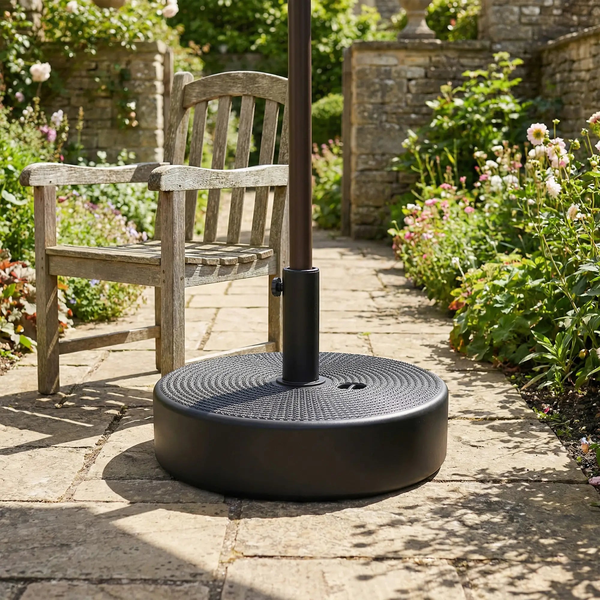 Patio Umbrella Base, 33 Lbs Water Or 42 Lbs Sand Filled, Black Umbrella Bases at Gallery Canada