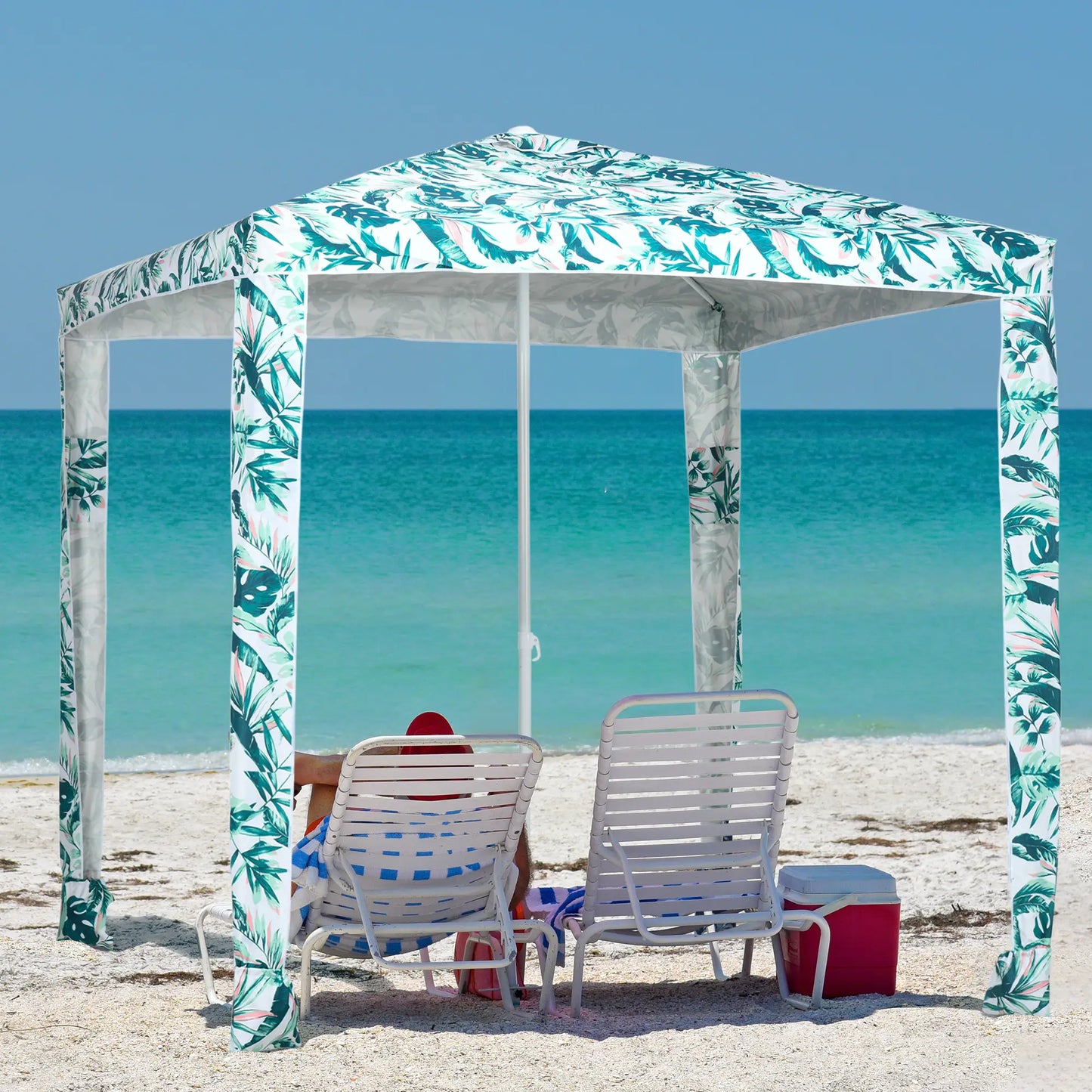 6.5' Beach Umbrella, UV50+ Sun Shade with Sandbags, Green Beach Umbrellas at Gallery Canada