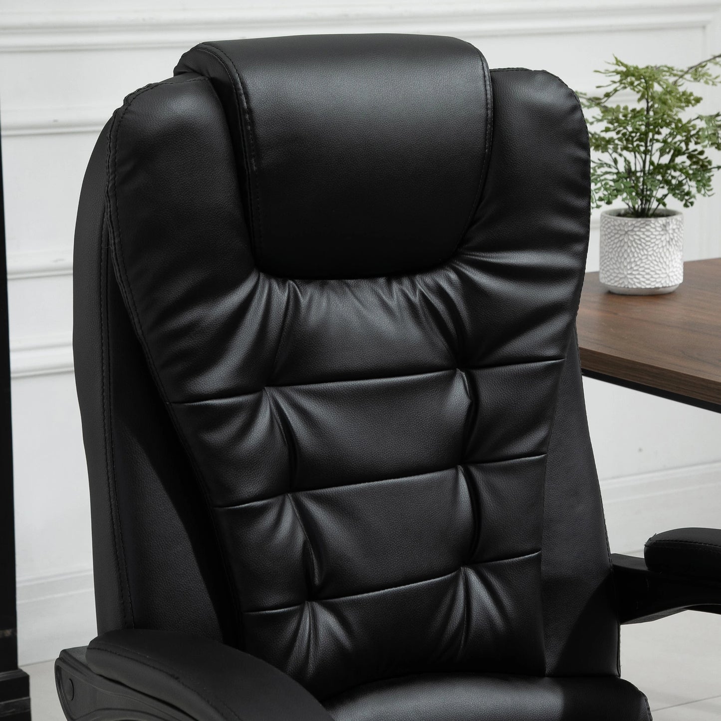 7-Point Vibrating Massage Chair, Reclining Office Chair, Footrest, Black Massage Chairs at Gallery Canada