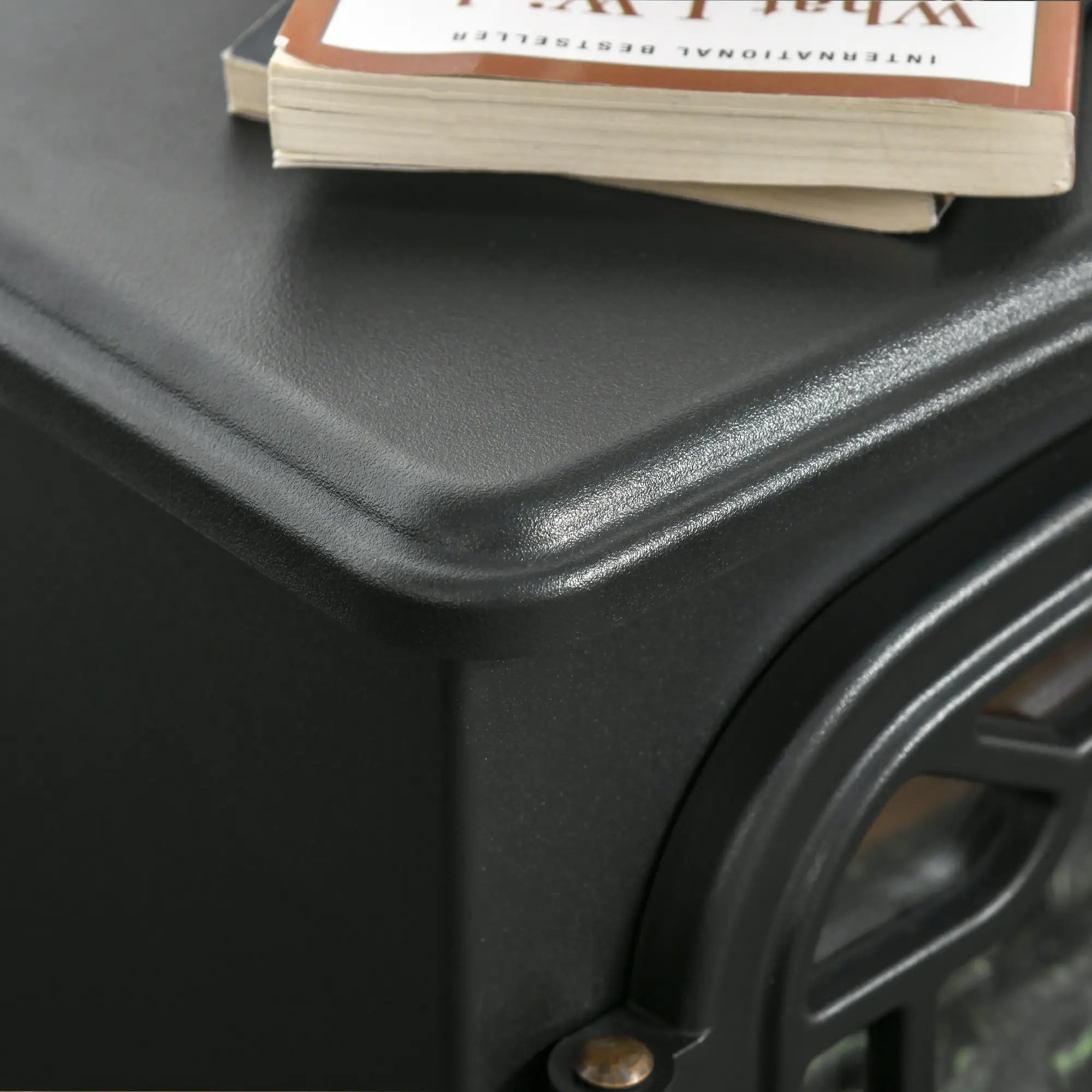 Freestanding Electric Fireplace Stove Heater, Realistic Flame, Overheat Protection, 750W/1500W, Black Electric Fireplaces at Gallery Canada