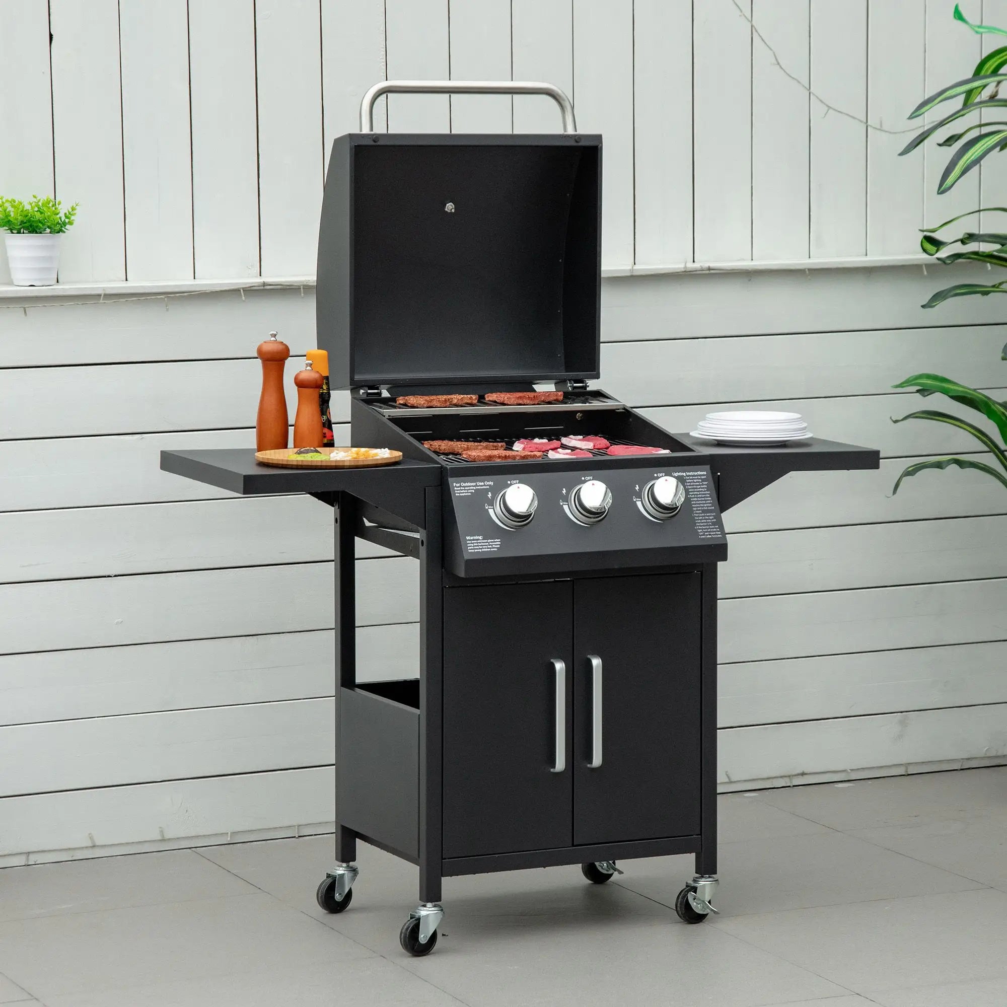 3 Burner Portable Gas Grill, With Wheels And Warming Rack, Black Propane Gas Grills at Gallery Canada