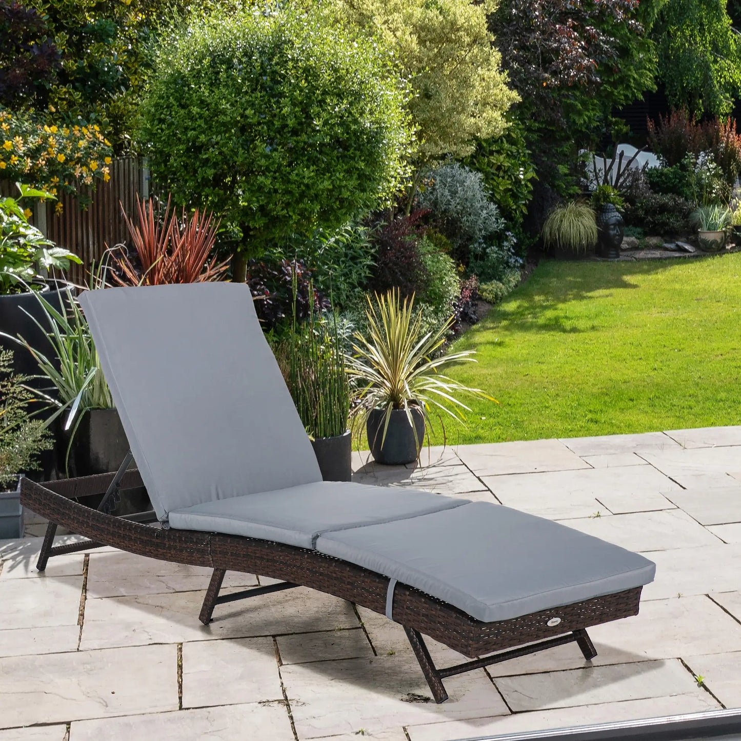 Wicker Patio Lounger, Outdoor S Shape Recliner, Adjustable Backrest, Grey Chaise Loungers at Gallery Canada
