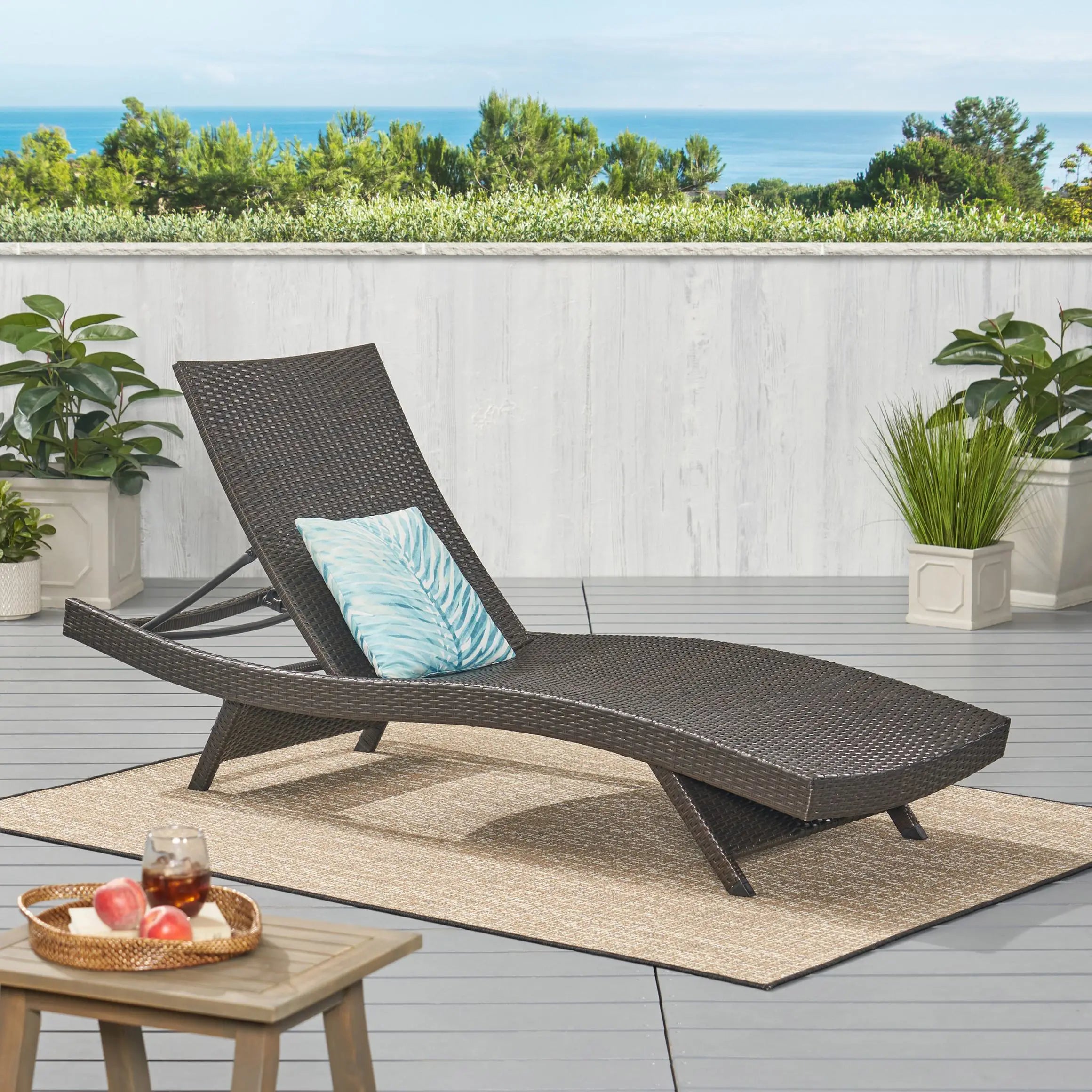 Wicker Chaise Lounge, Adjustable Backrest, Foldable, 79