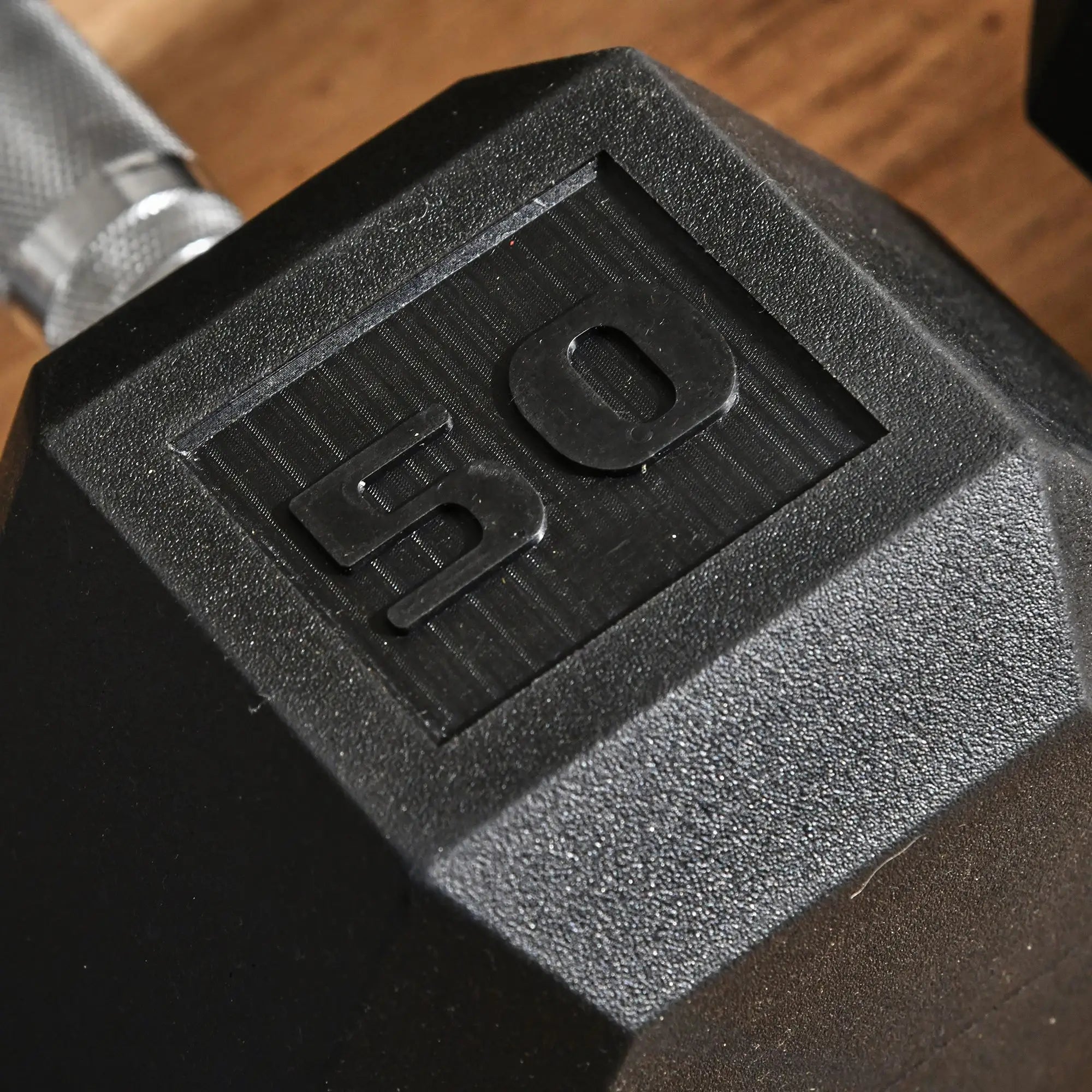 2 x 50lbs Hex Dumbbell Set, Rubber Weights, Non-Slip Handles, Anti-Roll Dumbbells & Barbells at Gallery Canada