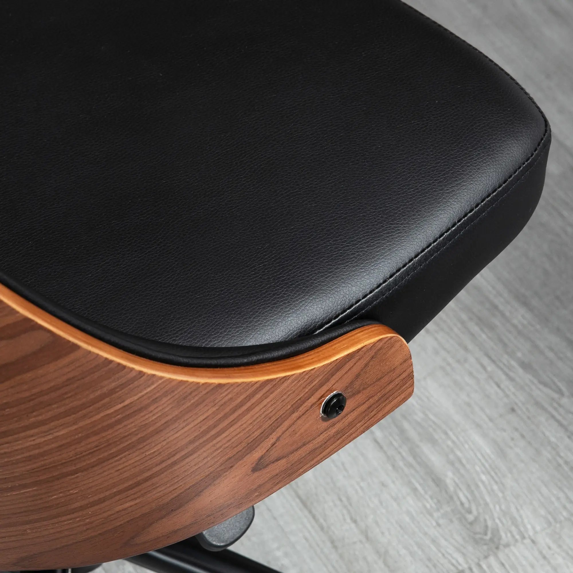 PU Leather Office Chair, 360 Swivel Wheels, Adjustable Height, Black Office Chairs at Gallery Canada