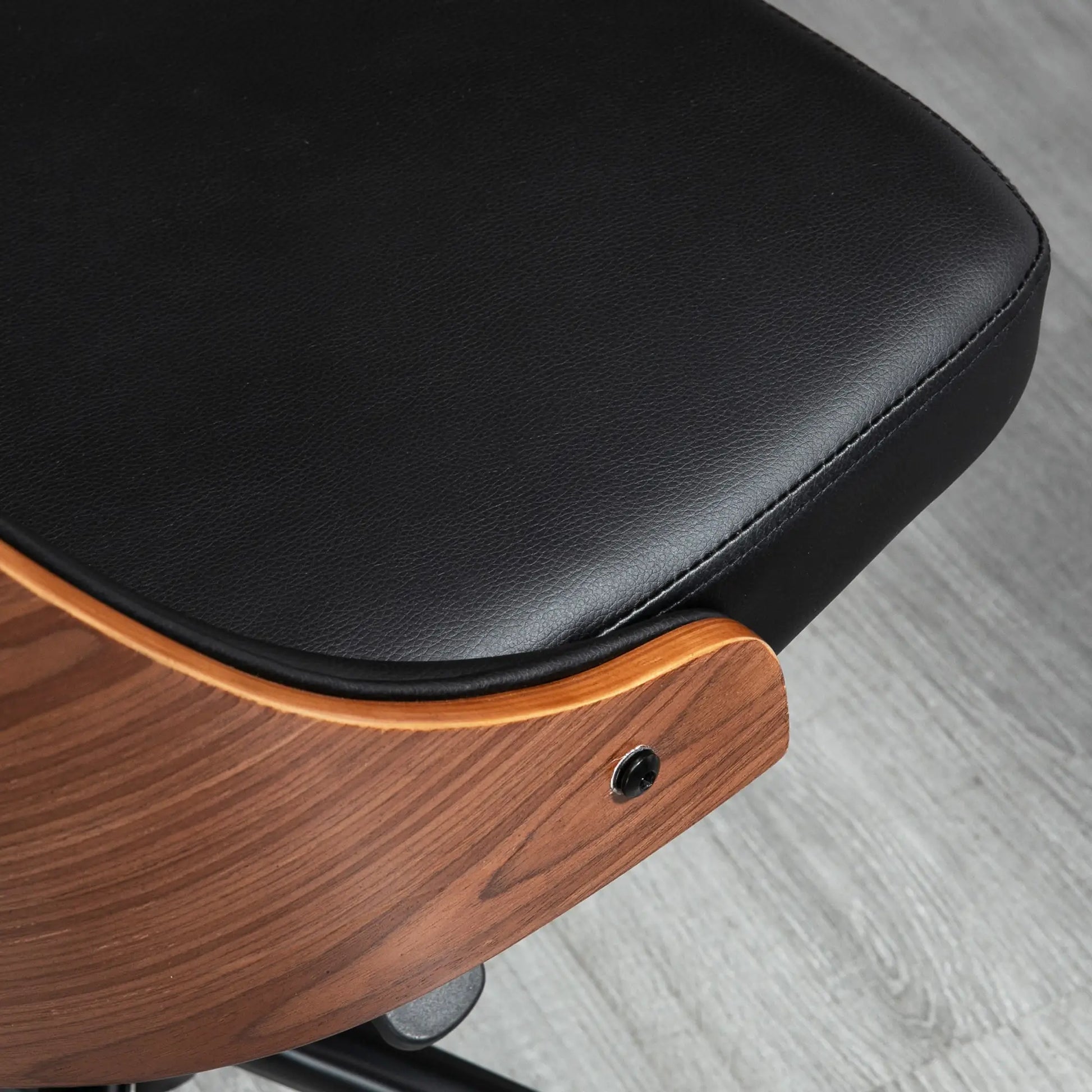 PU Leather Office Chair, 360 Swivel Wheels, Adjustable Height, Black Office Chairs at Gallery Canada