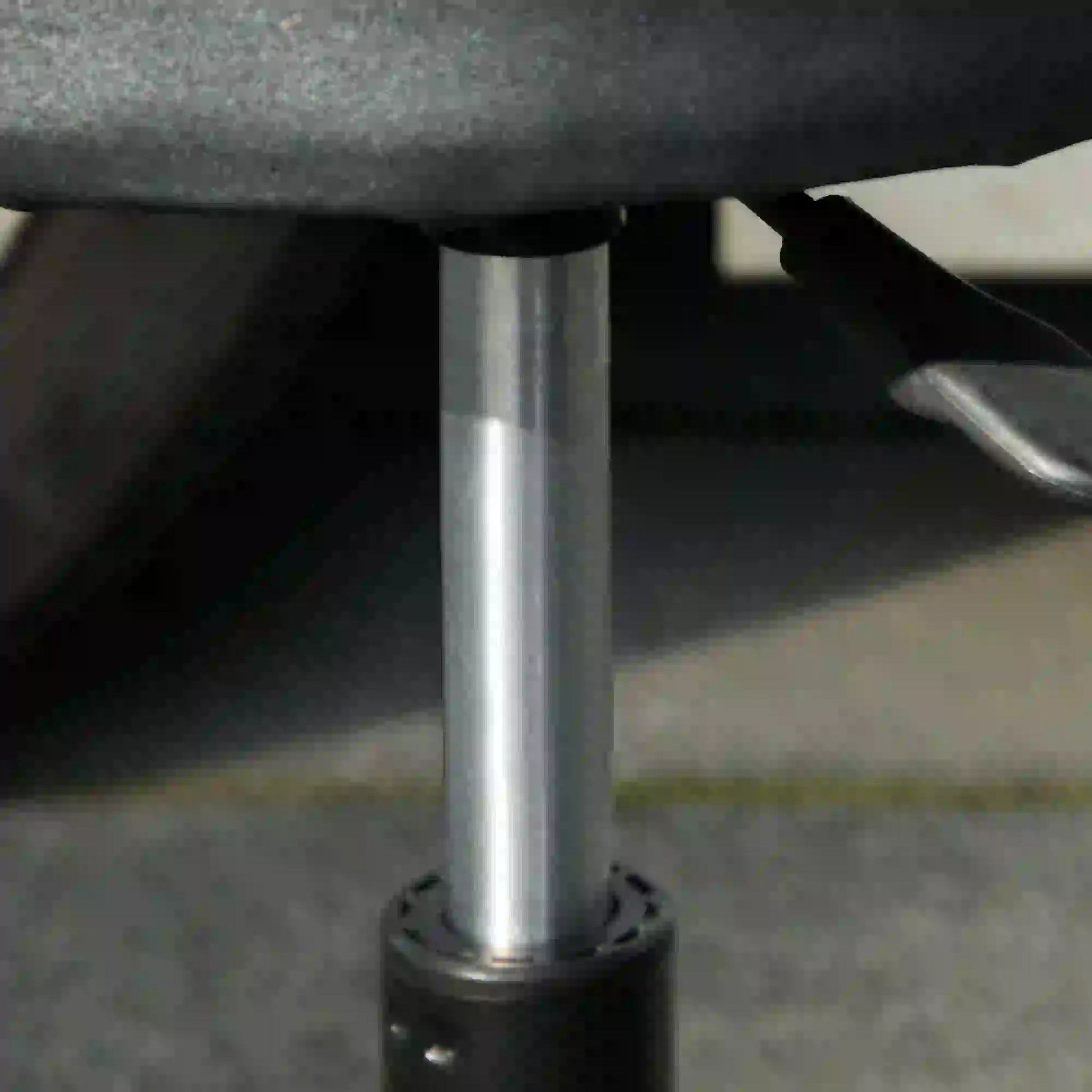 Adjustable Pneumatic Mechanic Stool, with Tool Tray, Wheels, Black Automotive at Gallery Canada