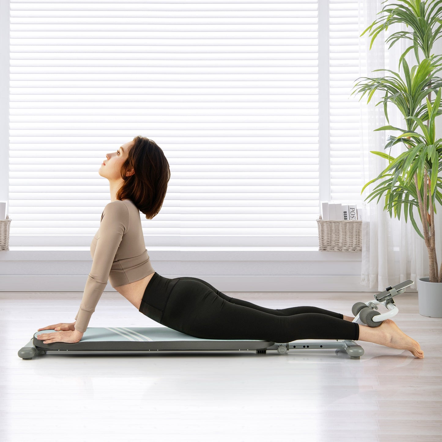 Multifunctional Sit Up Bench Workout Bench with 3 Gear Adjustable Angles and Adjustable Length, Blue Benches Racks & Bars at Gallery Canada