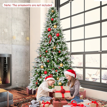 6/7.5/9 FT Pre-Lit Artificial Christmas Tree with 765/1135/1871 Tips and 280/470/690 Warm-White LED Lights-L, Green Christmas at Gallery Canada