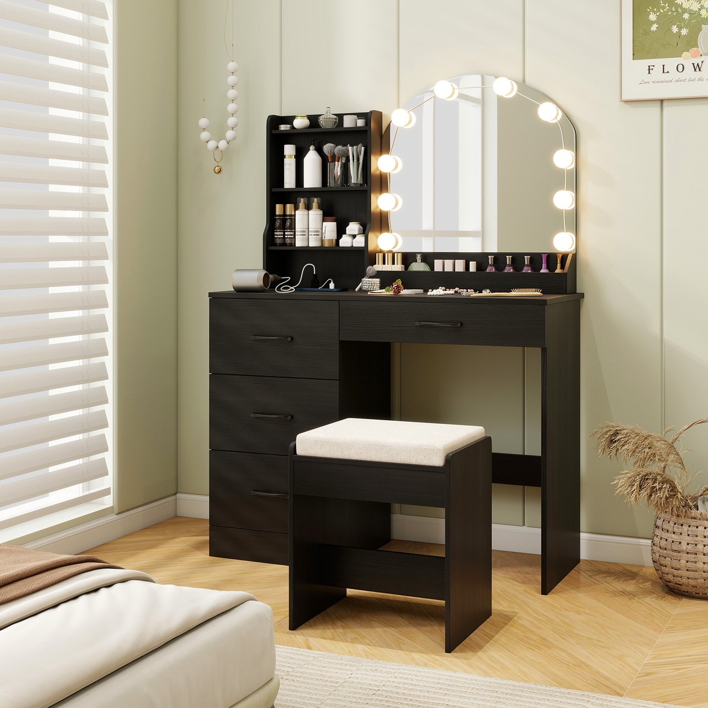 Makeup Vanity Desk Dressing Table and Stool Set with Mirror and Lights, Black Makeup Vanities at Gallery Canada