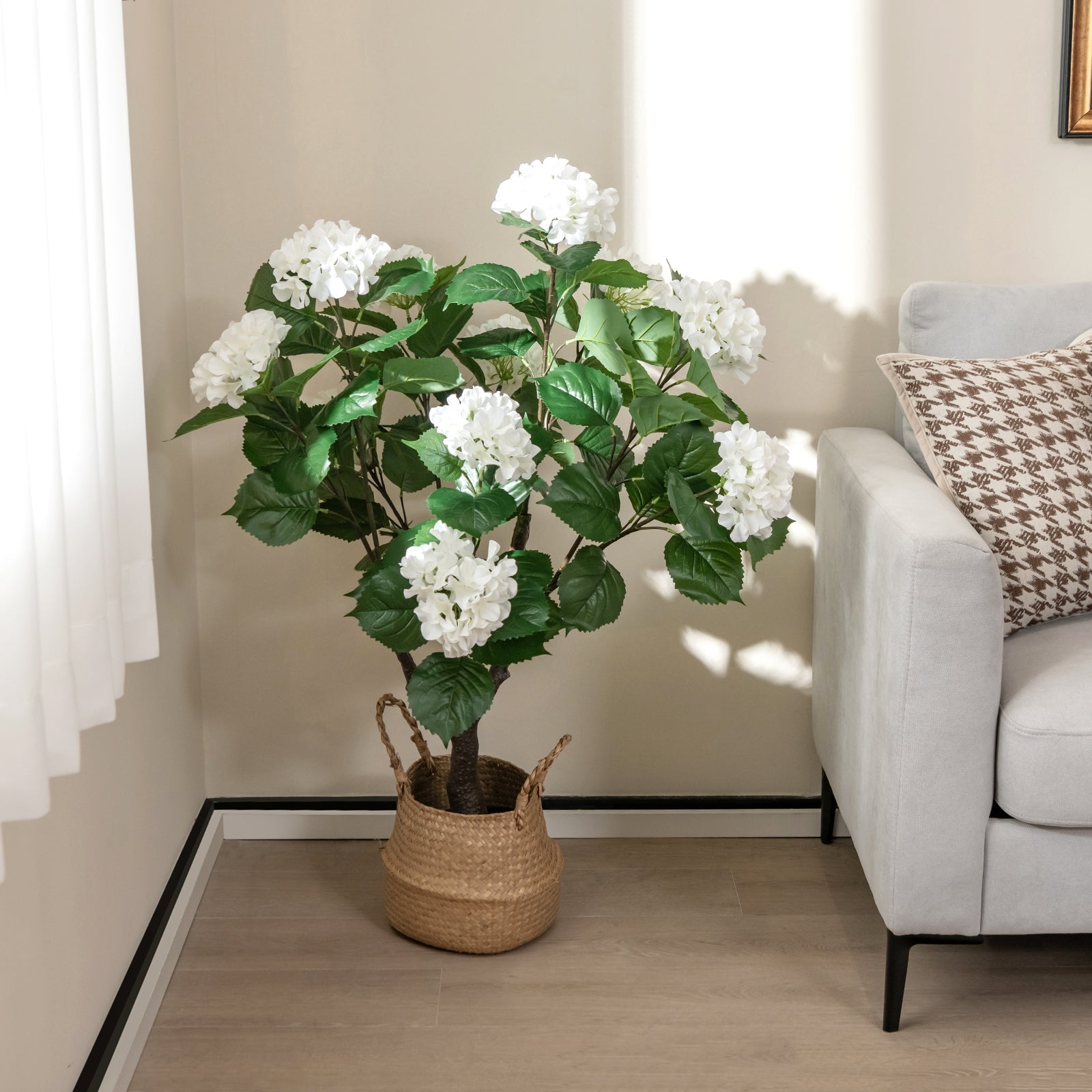 Artificial Hydrangea Tree Fake Floral Plant with 11 White Flowers, White Faux Plants at Gallery Canada