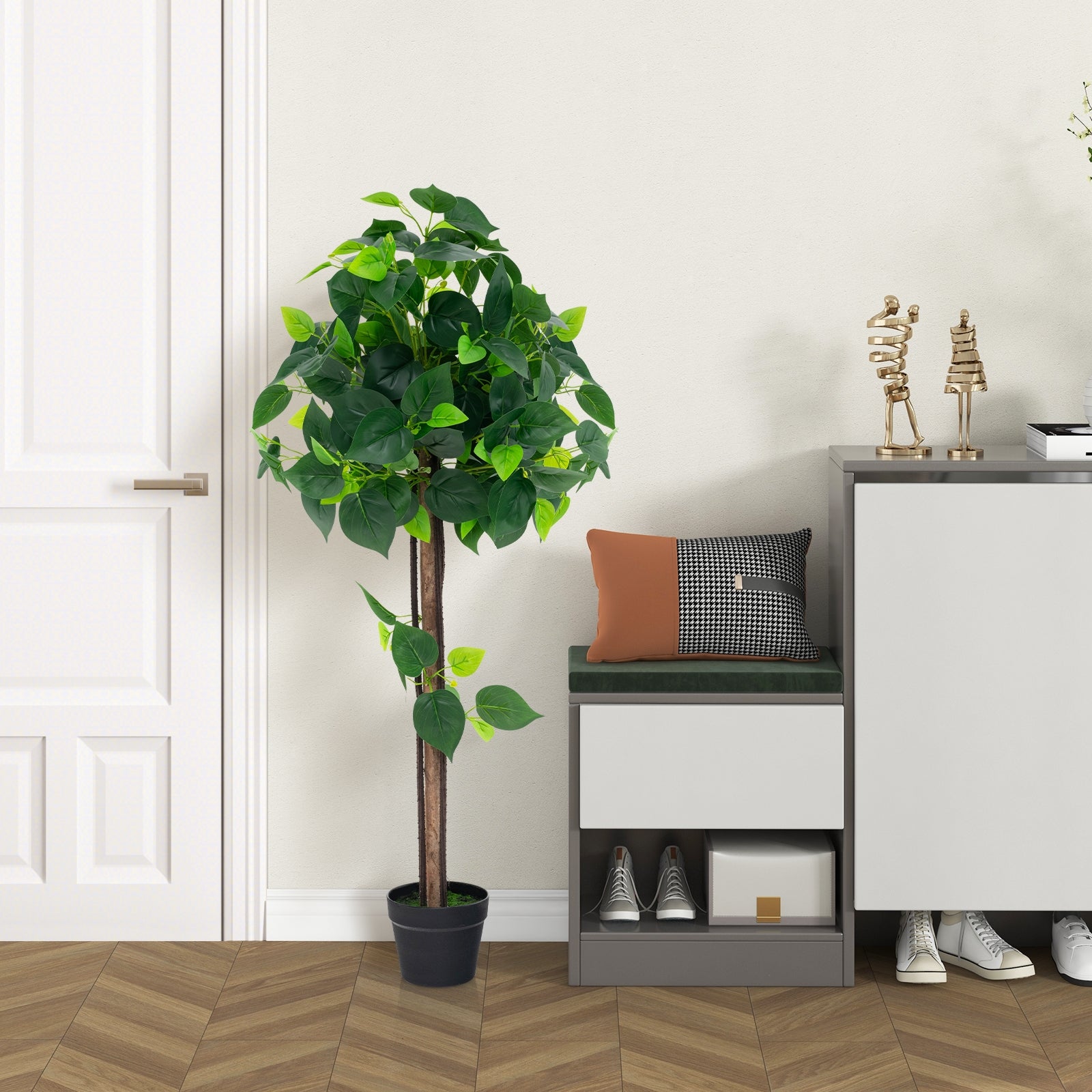 45 Inches Artificial Hydrangea Tree with Real Wood Trunk and Realistic Hydrangea Leaves, Green Faux Plants at Gallery Canada