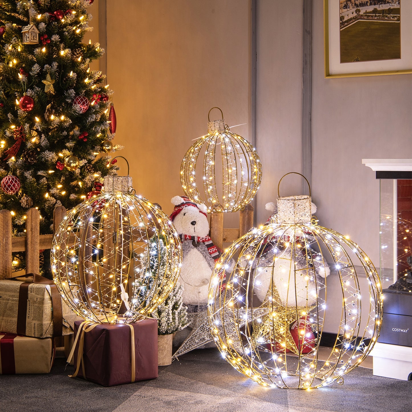 Christmas LED Light Balls, 3 Pack, Golden Christmas Decor & Accessories at Gallery Canada