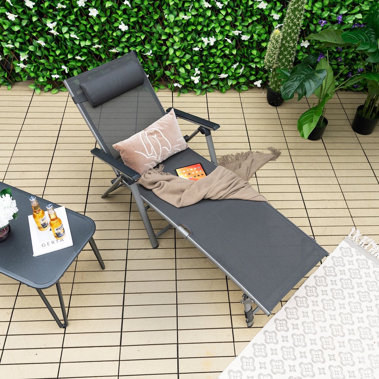 Outdoor Aluminum Chaise Lounge Chair with Quick-Drying Fabric - Gallery View 6 of 12