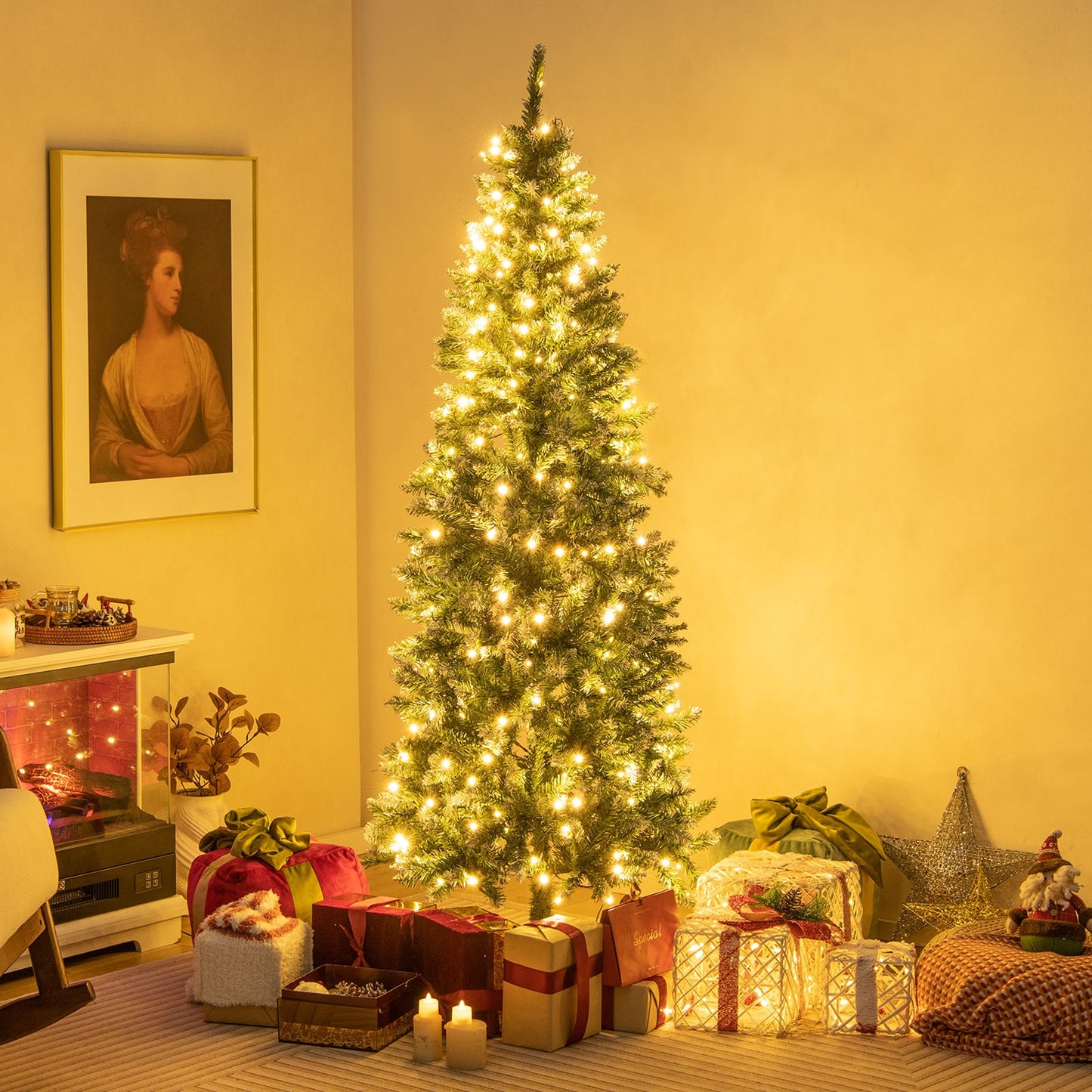 6 Feet Pre-Lit Artificial Christmas Tree, 618 Snowy Branch Tips, Green Christmas Tree at Gallery Canada