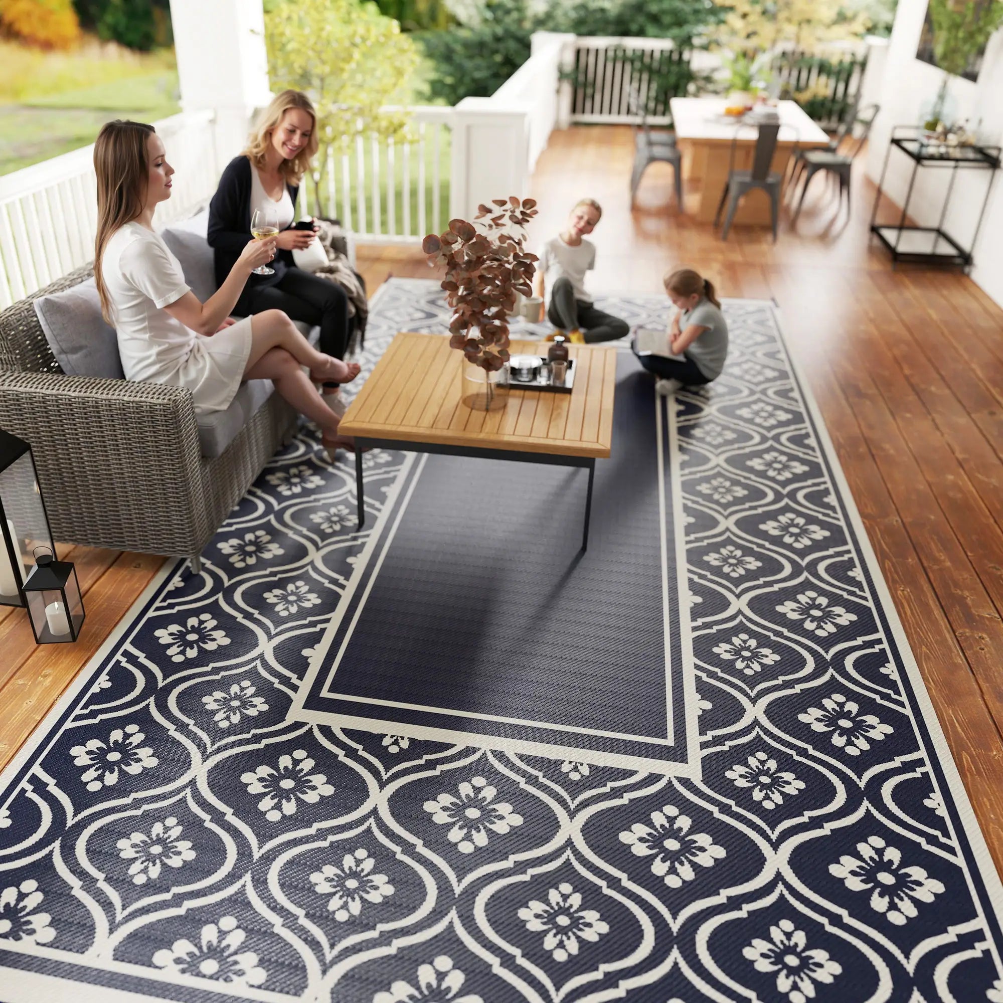 9' x 18' Outdoor RV Rug, Reversible, Gourd Border, White, Blue Garden Decor at Gallery Canada
