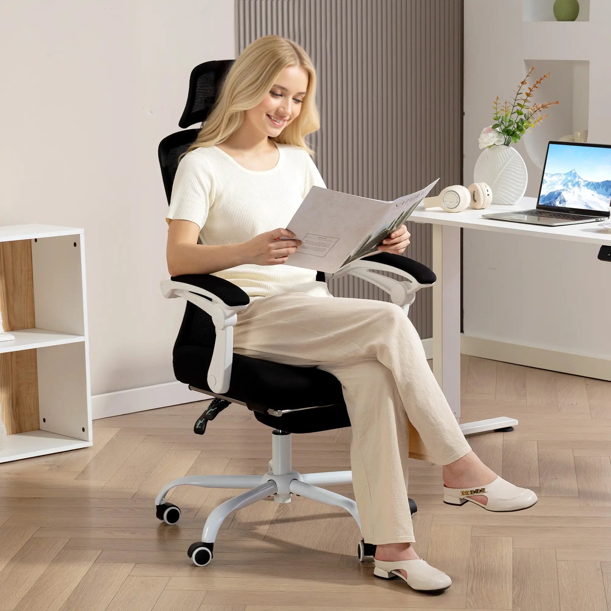 Ergonomic Office Chair, Mesh Reclining Desk Chair, Adjustable Lumbar Support, Headrest, Black Office Chairs at Gallery Canada