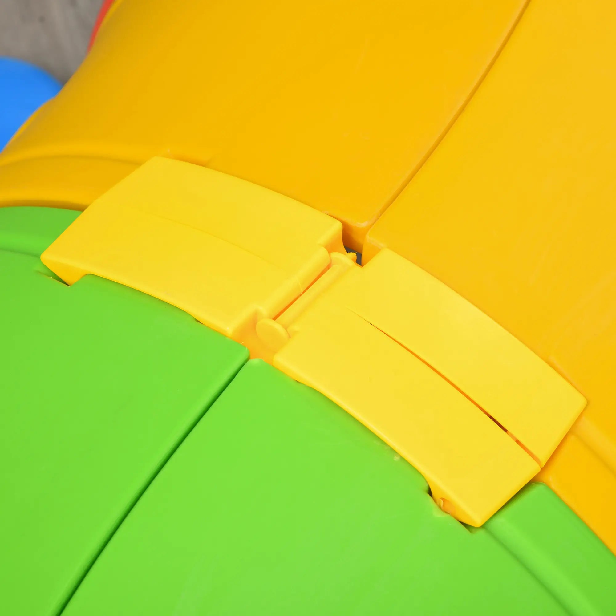 Lion Tunnel for Kids, 3-6 Years, Multicoloured Children's Play Tunnels at Gallery Canada