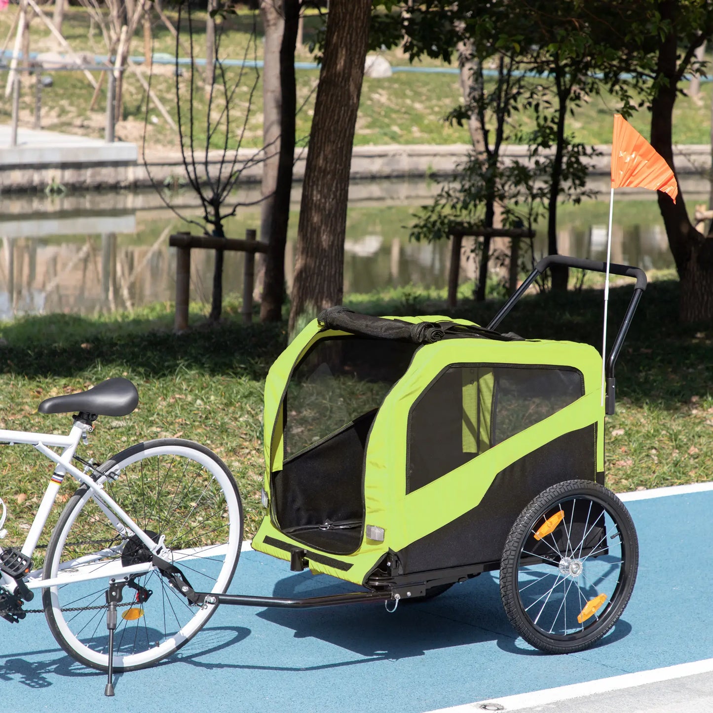 Dog Bike Trailer for Large Dogs, Green Dog Bike Trailers & Strollers at Gallery Canada