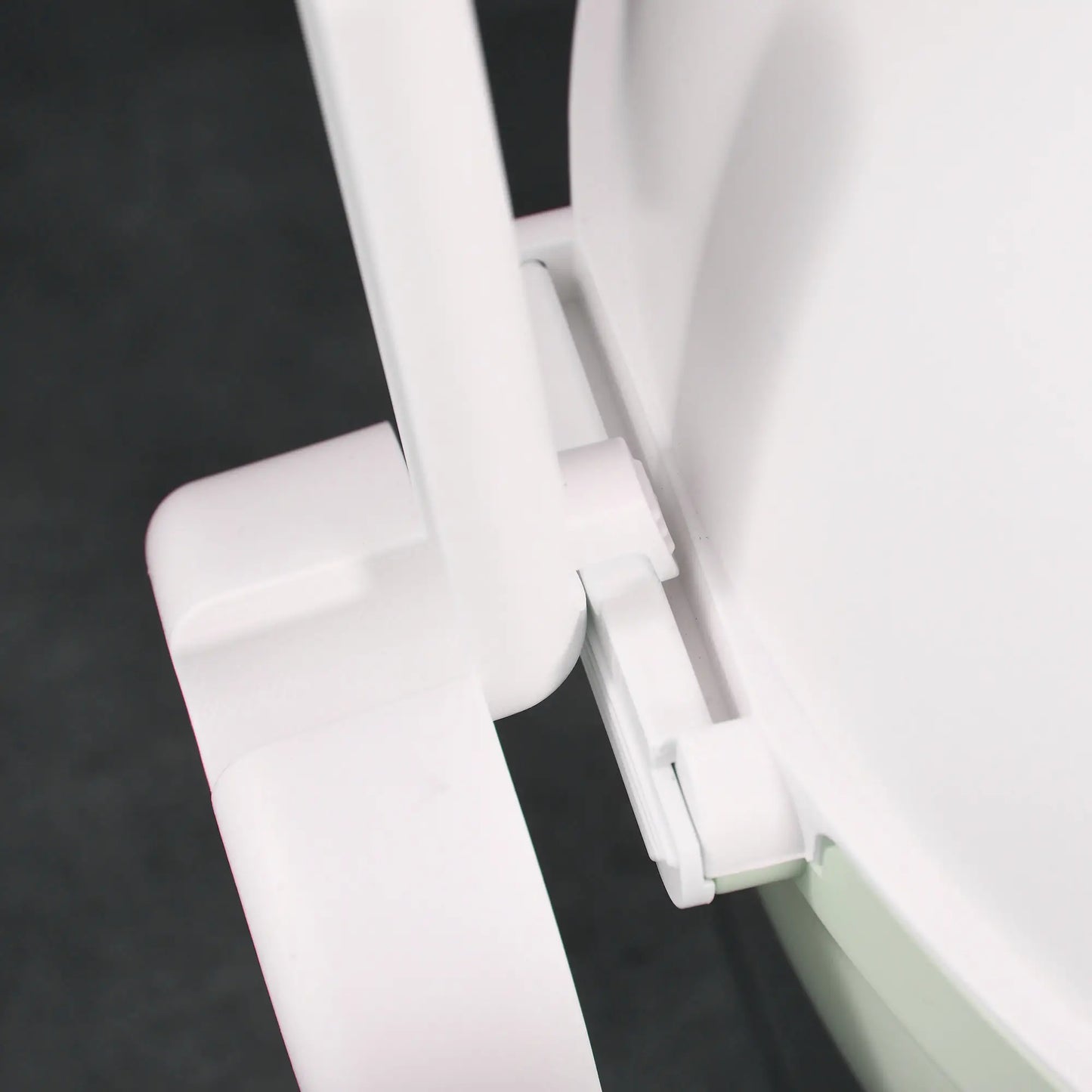 Enclosed Cat Litter Box, Large with Lid, Scoop, Leaking Sand Pedal, Light Green Cat Litter Box Enclosures at Gallery Canada