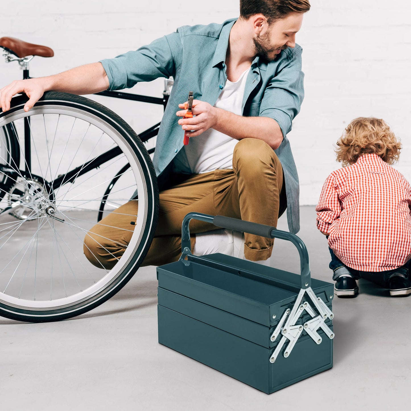 18" Metal Tool Box, 5-Tray Cantilever Steel Chest, Dark Green Tool Organizers at Gallery Canada