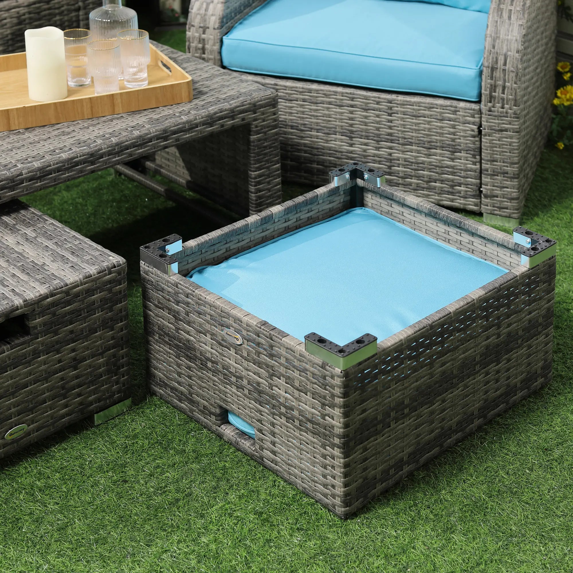 6-Piece Patio Furniture Set, Wicker Sectional Sofa, 2 Recliners, 2 Footstools, Table, Sky Blue Patio Furniture Sets at Gallery Canada