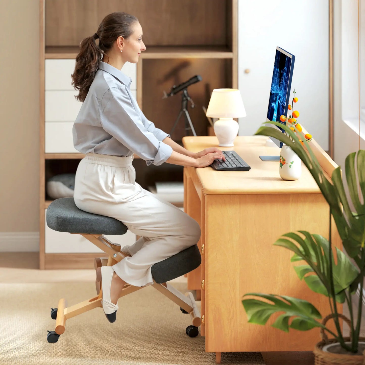 Ergonomic Kneeling Chair, Rubberwood Frame, Wheels, Dark Grey