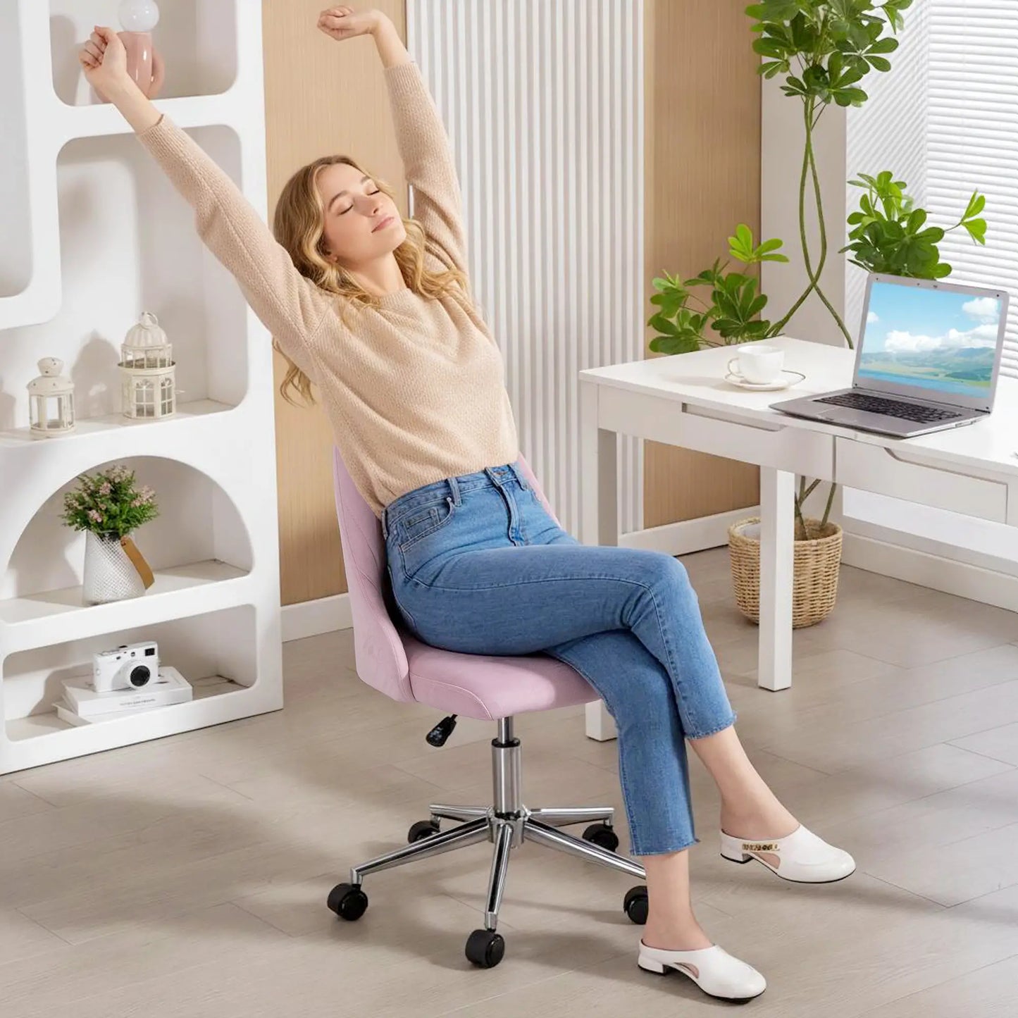 Velvet Makeup Chair, Adjustable Height, Swivel Wheels, Pink Task Chairs at Gallery Canada