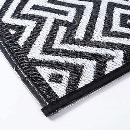 Reversible Plastic Straw Rug, LED Lights, 12' x 9' Outdoor Reversible Rugs at Gallery Canada