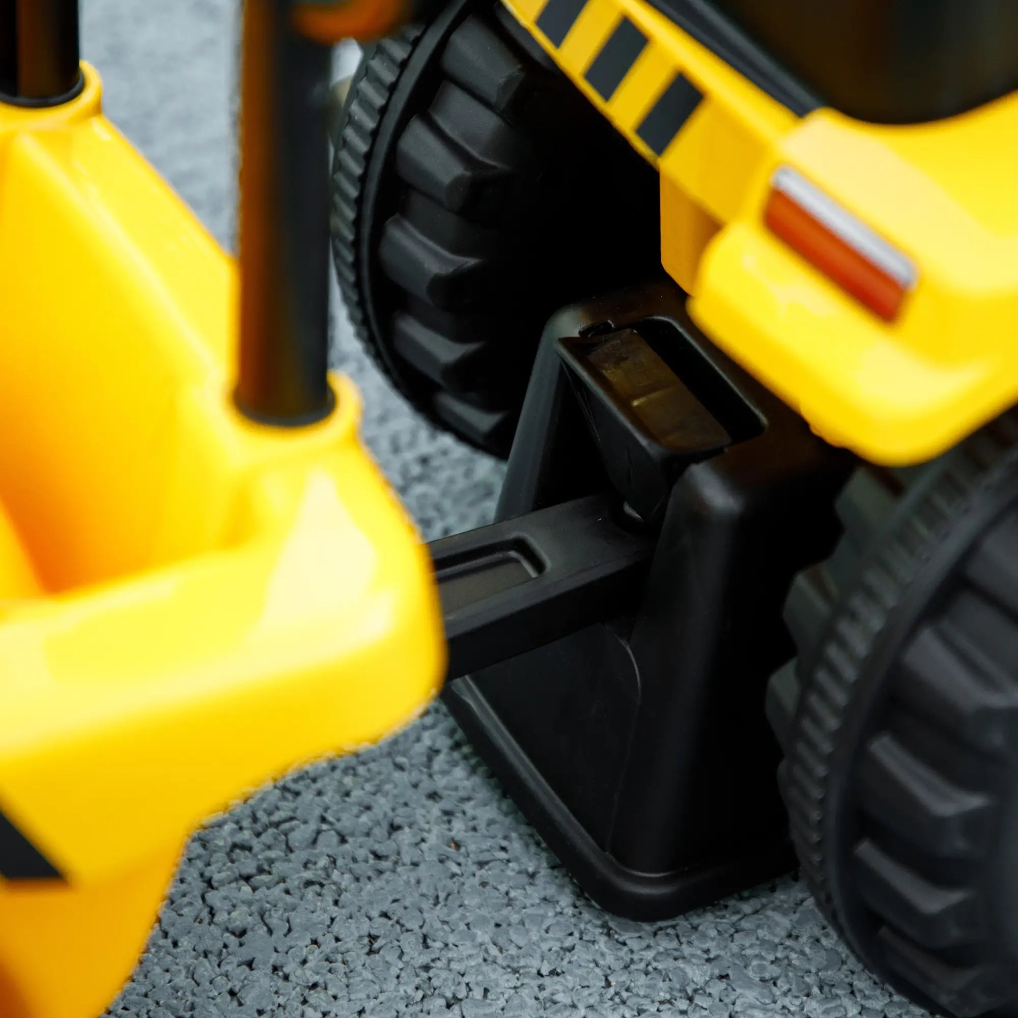 No Power Ride On Tractor with Shovel, Trailer Toy Excavators at Gallery Canada