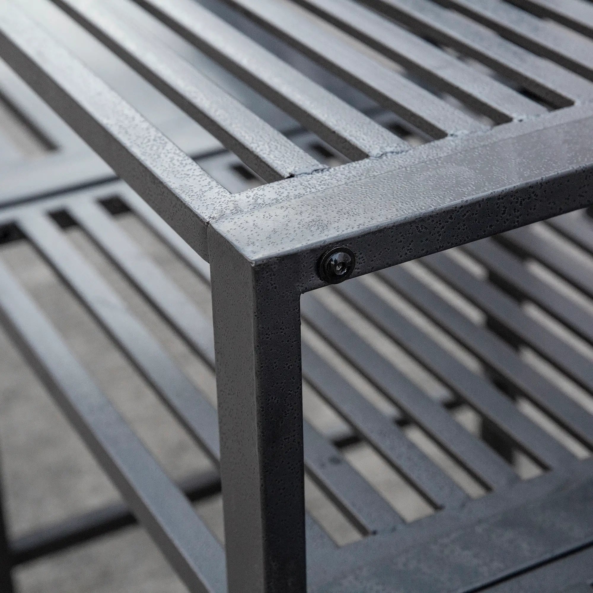 Steel Garden Bench With Table, Umbrella Hole, Black Outdoor Benches at Gallery Canada