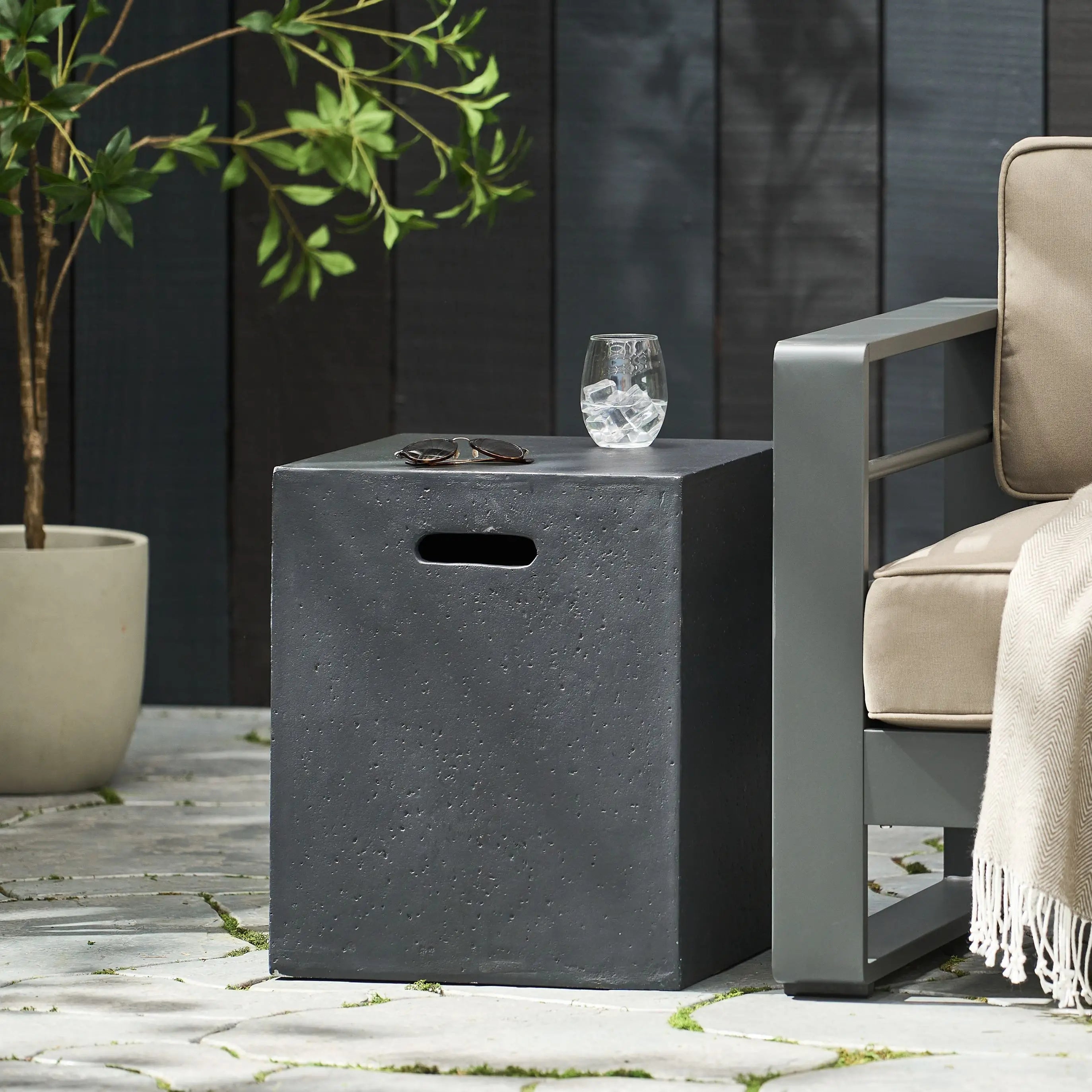 Multi-Functional Tank Holder Side Table, 16.5