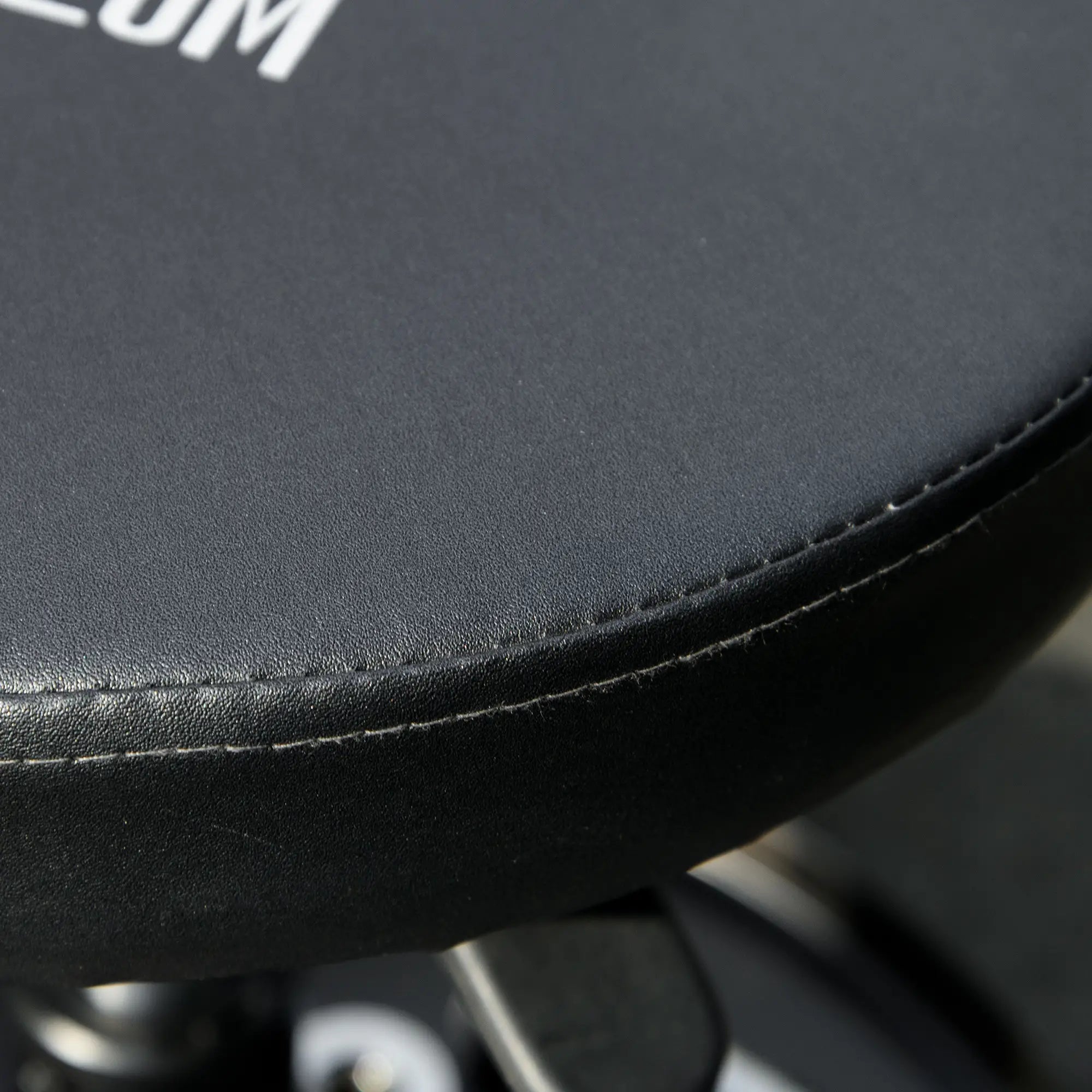 Adjustable Pneumatic Mechanic Stool, with Tool Tray, Wheels, Black Automotive at Gallery Canada