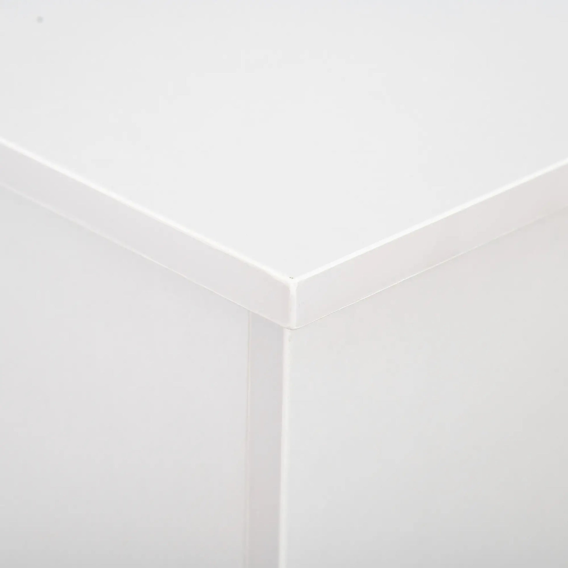 39.5" Storage Chest, 2 Safety Hinges, Flip-Top Lid, White Storage Cabinets at Gallery Canada