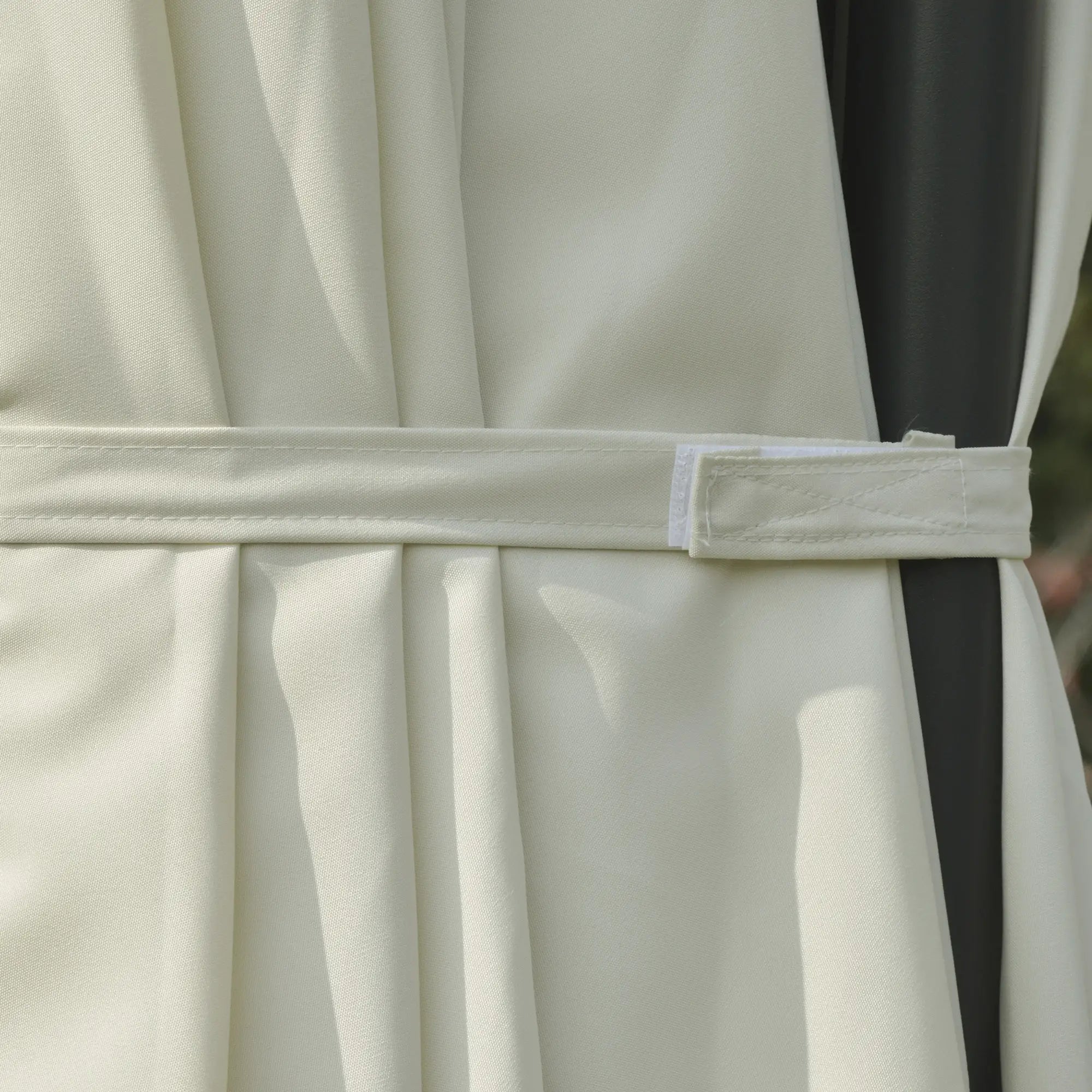 Outdoor Cantilever Umbrella, Twin Canopy Sunshade, Lift, Beige Cantilever Umbrellas at Gallery Canada