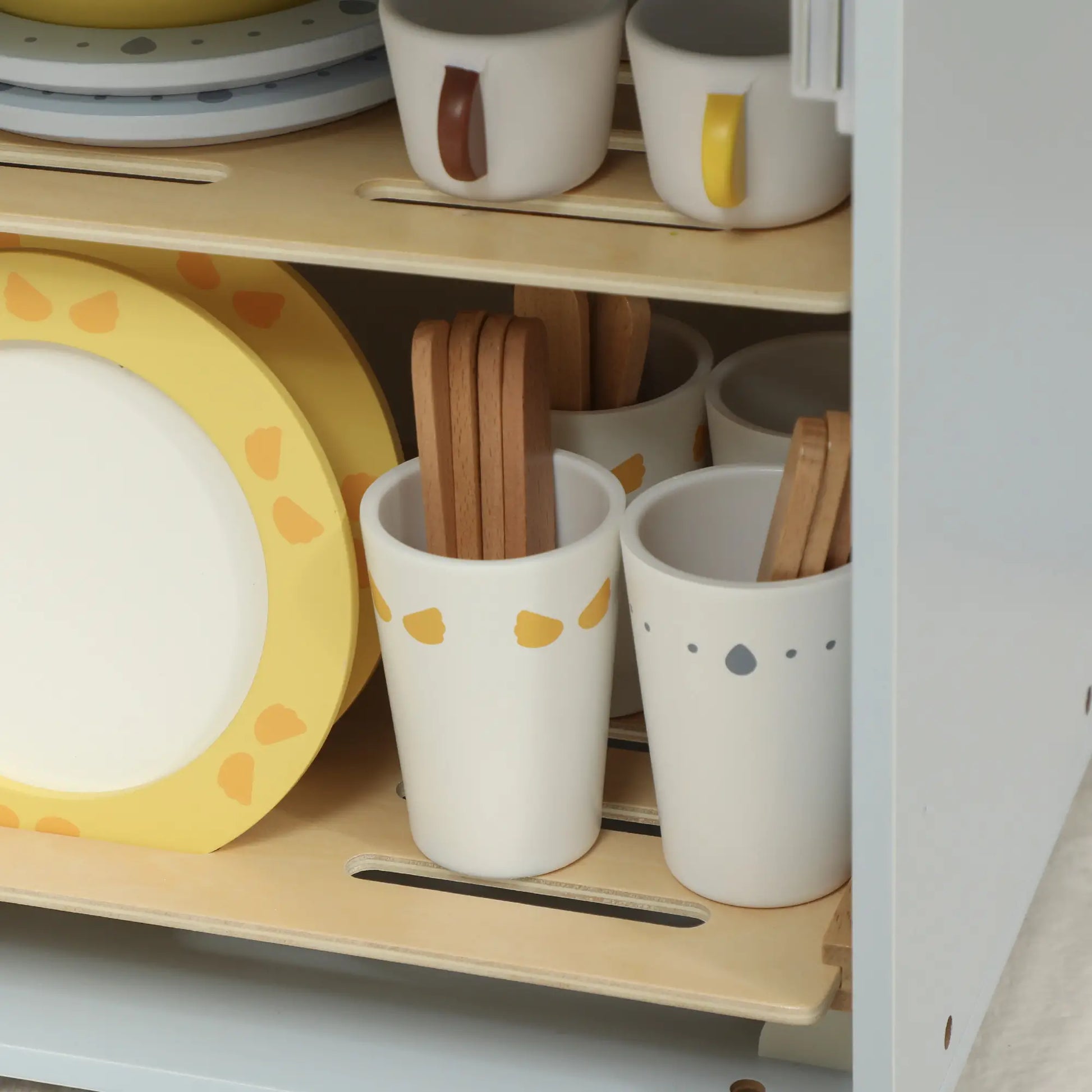 Wooden Dishwasher Playset, Play Sink Toys, Faucet and Accessories Play Kitchen at Gallery Canada