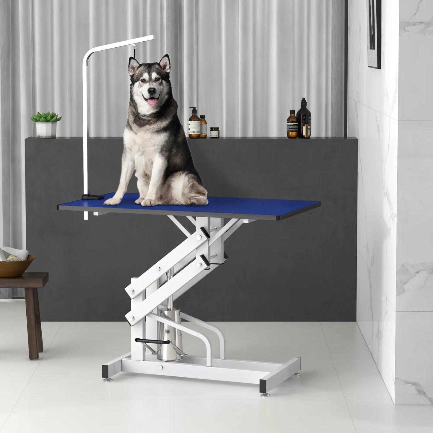 Adjustable Dog Grooming Table With Arm, Noose, Non-Slip, Blue Dog Grooming Tables at Gallery Canada