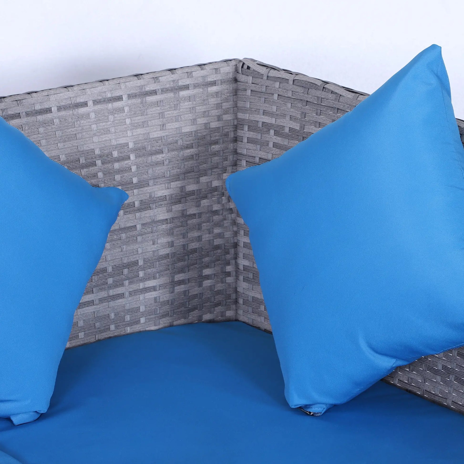 5-Piece Wicker Patio Set, Table, Ottomans, Bright Blue, Blue Patio Furniture Sets at Gallery Canada