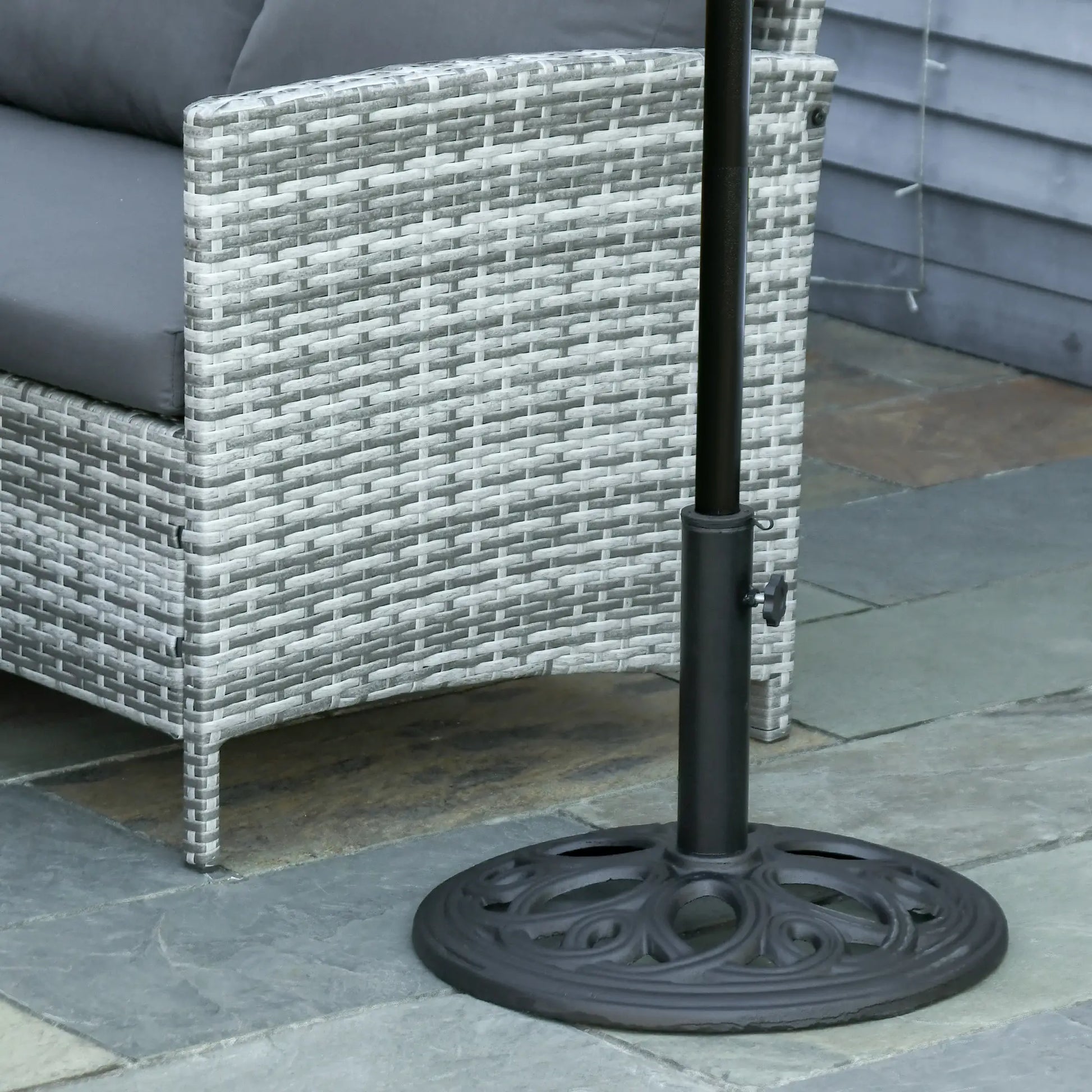Round Cast Iron Umbrella Base Stand, Outdoor Patio Garden, Fits 1.5" Pole, Black Umbrella Bases at Gallery Canada