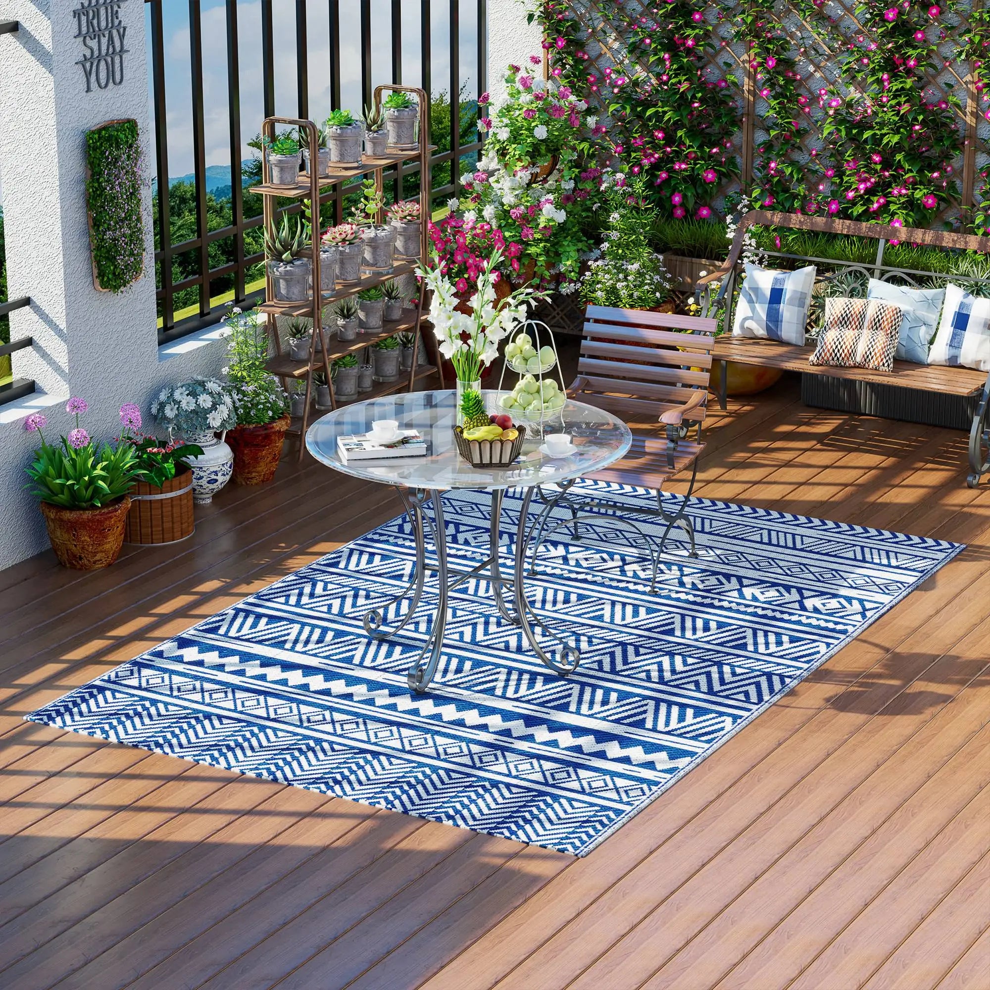 Reversible Outdoor Rug, Patio Floor Mat, 6' x 9', White, Dark Blue Garden Decor at Gallery Canada