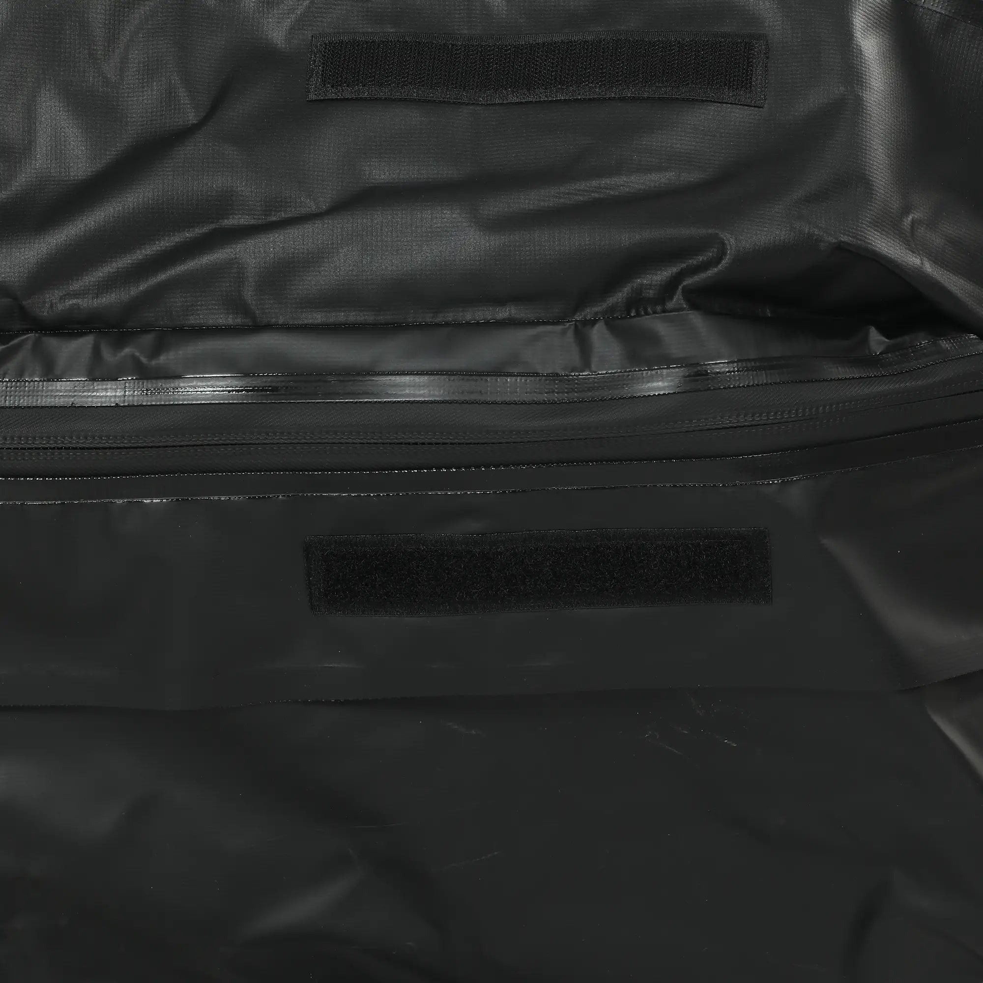 Waterproof Soft-Shell Roof Cargo Carrier, 21 Cubic Feet, Anti-Slip Mat Automotive at Gallery Canada