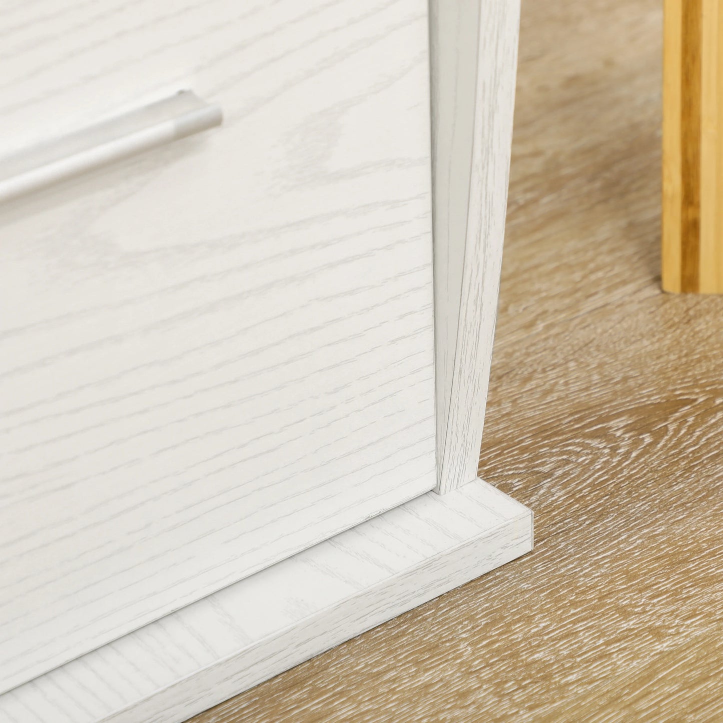 47" Computer Desk With Keyboard Tray, Storage Drawers, White Computer Desks at Gallery Canada